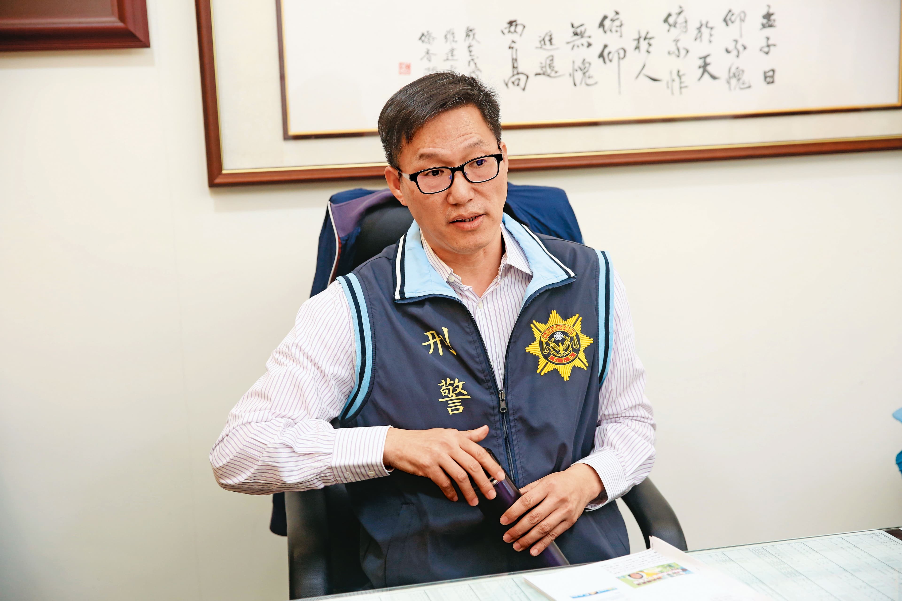承辦台灣首宗開膛殺人案的警官張俊明(圖),對凶手的冷血,印象深刻。