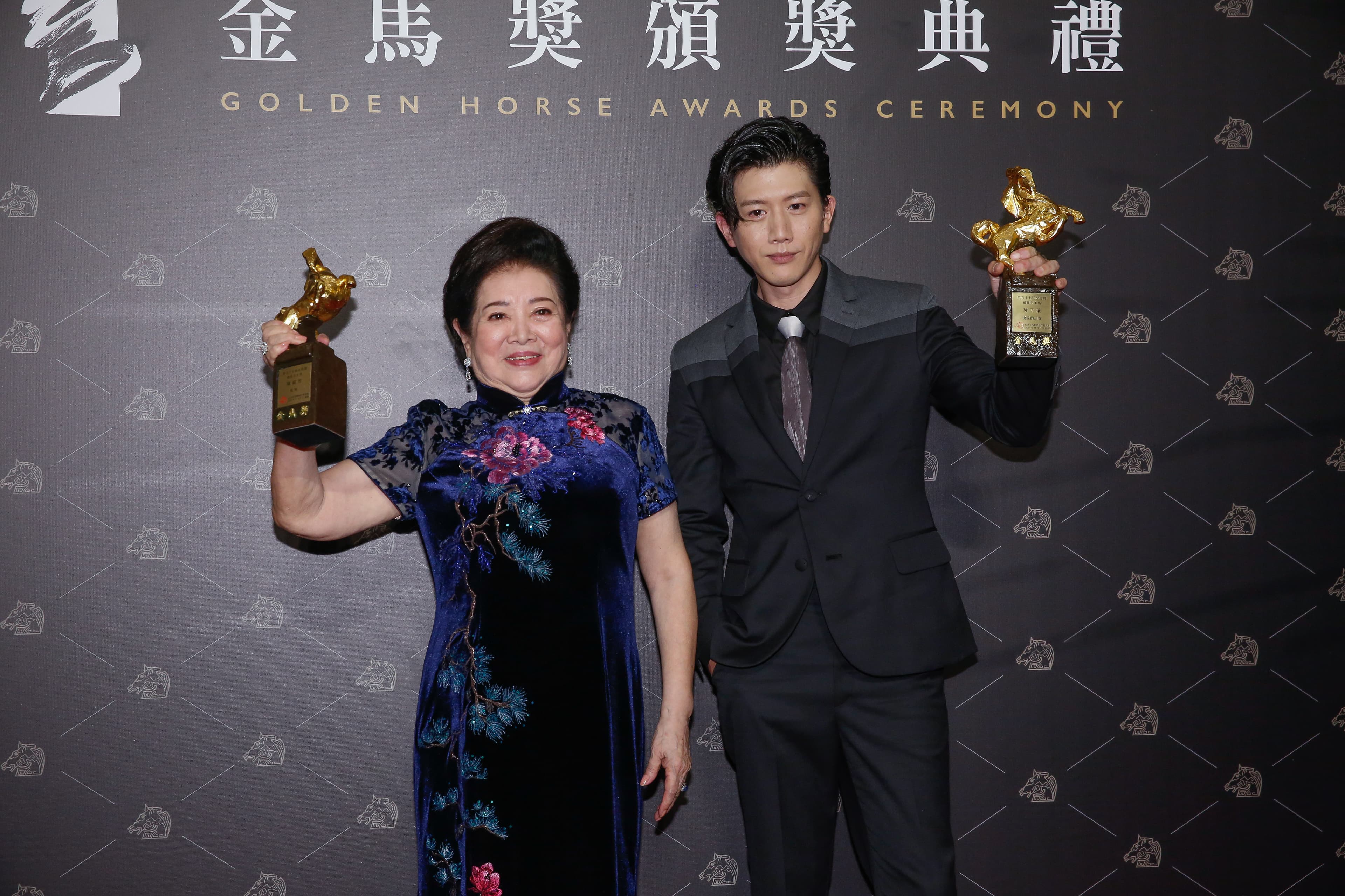 今年陳淑芳(左)連拿金馬獎最佳女配角、女主角兩個獎項,與最佳男主角莫子儀(右),都是評審心目中的最愛。