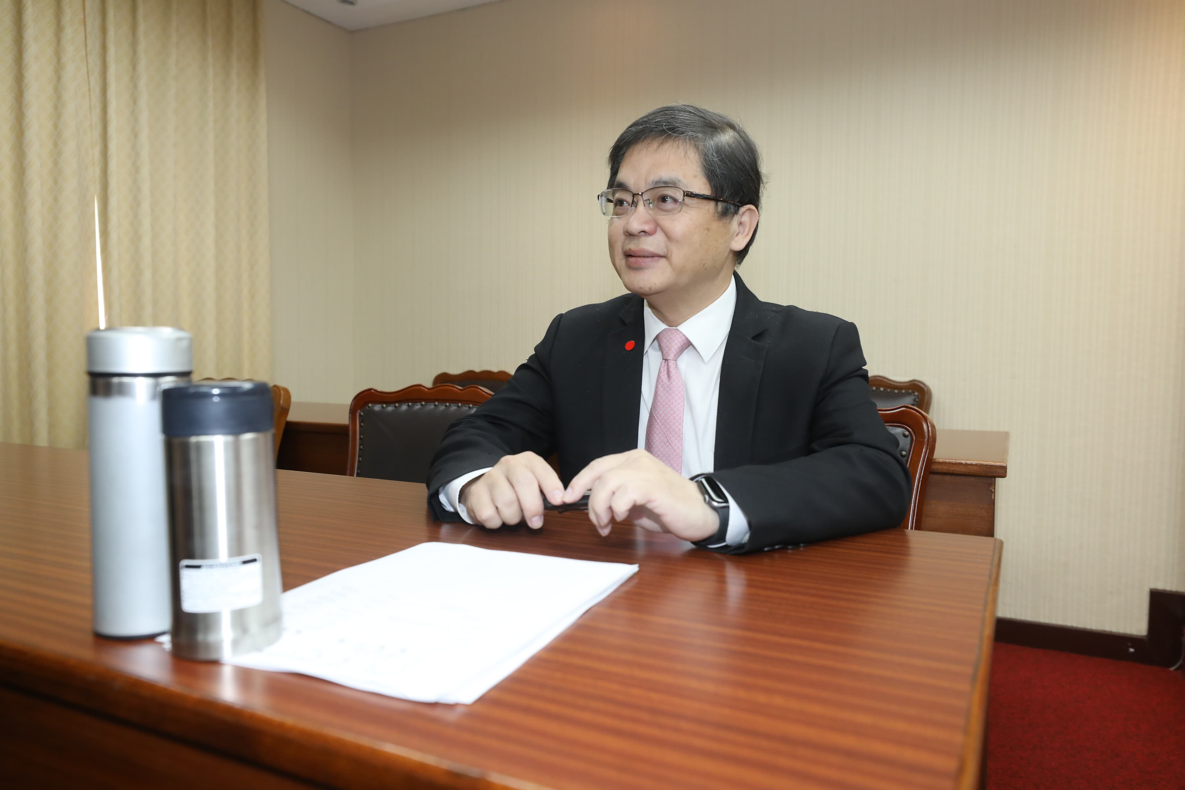 行政院秘書長李孟諺今也針對美環保署長取消訪台一事做出回覆。