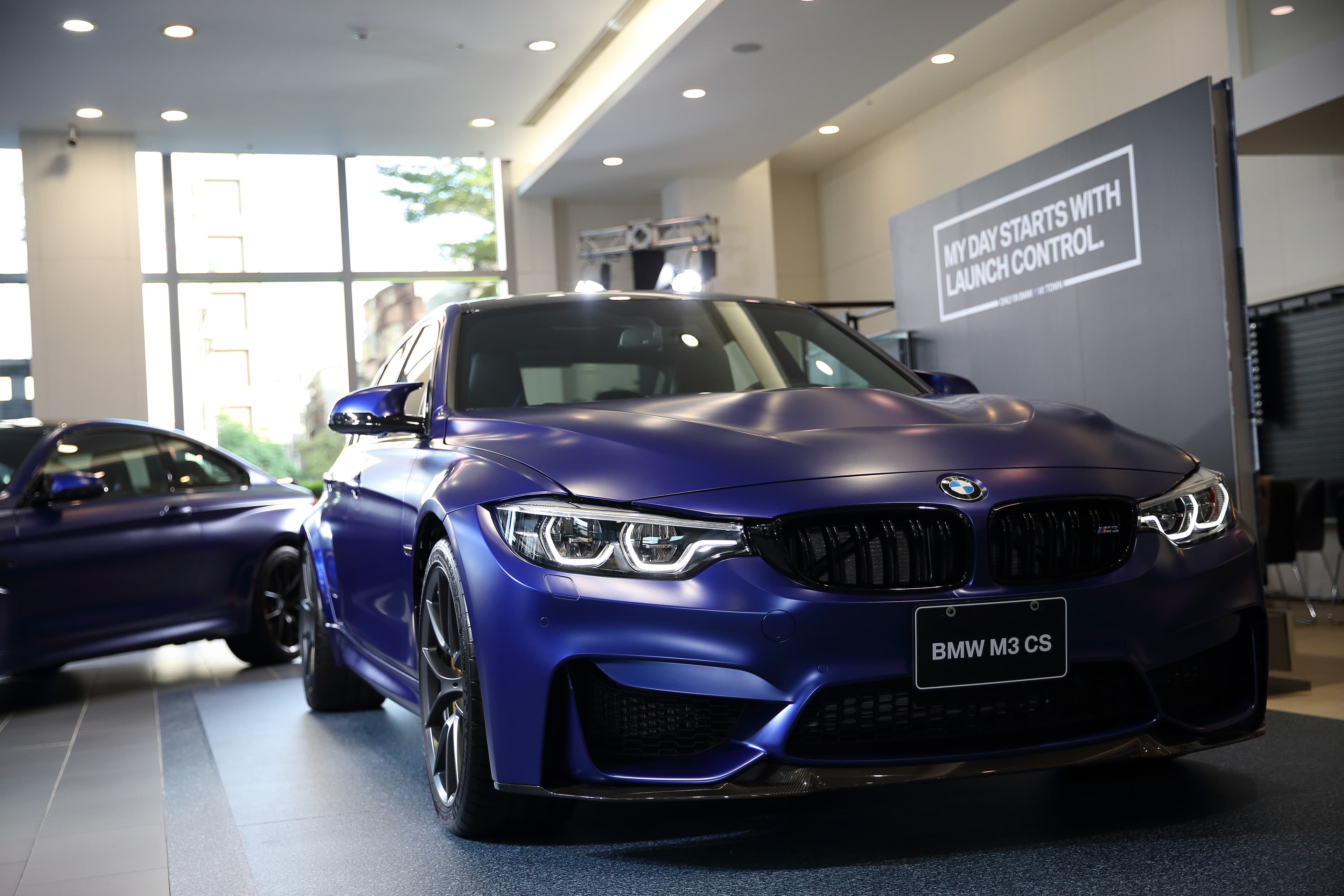 BMW新車大軍襲台，帶動經銷商汎德永業第四季業績。