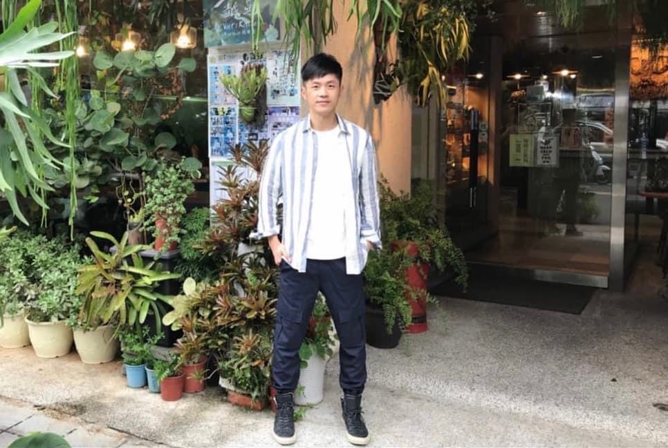 焦糖對於台北市衛生局的稽查不以為意,認為此舉還可獲得政府背書,表示餐廳食安經得起檢驗。(翻攝自陳嘉行臉書)