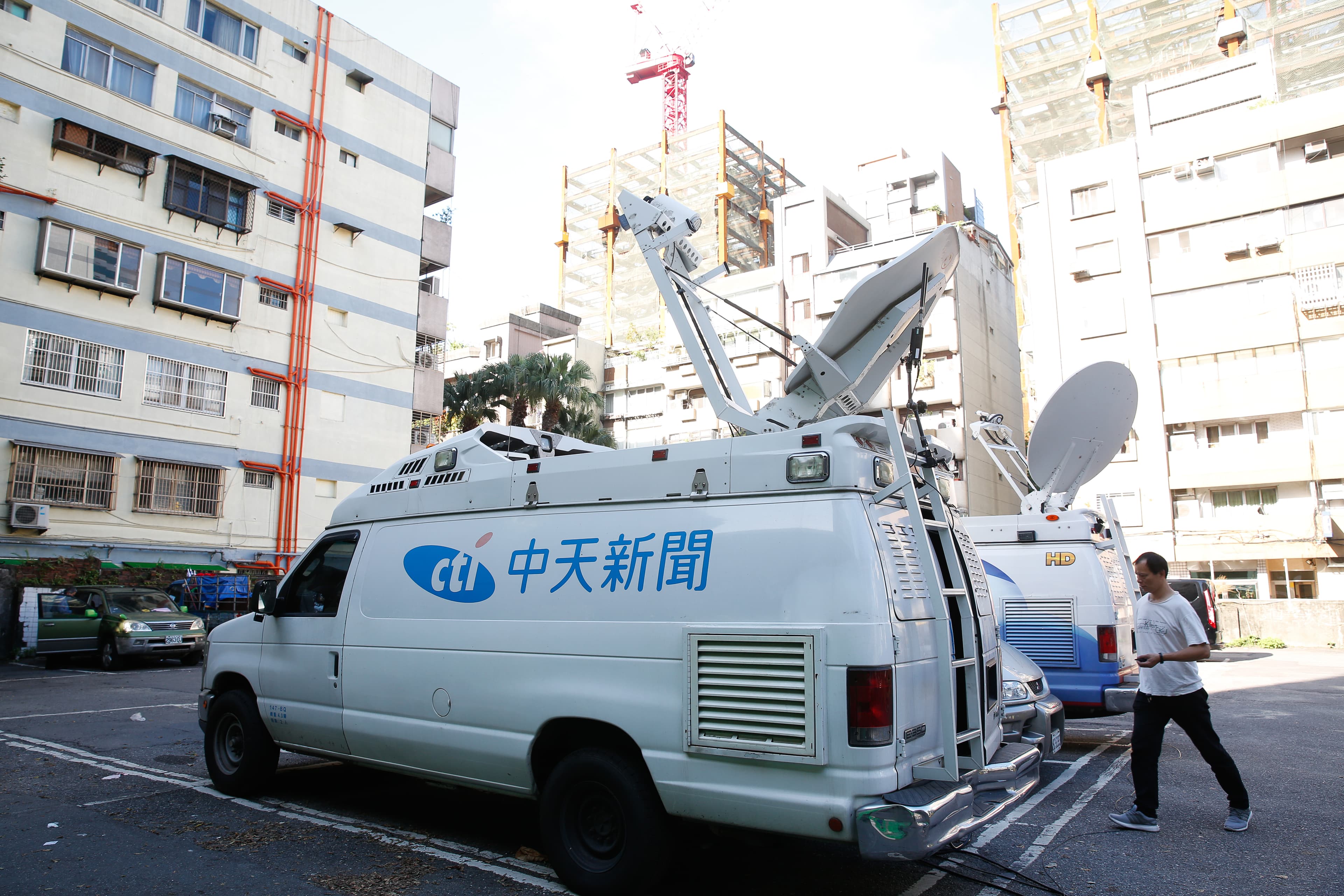中天新聞被NCC表決通過不予換照後,52台將因此空出。