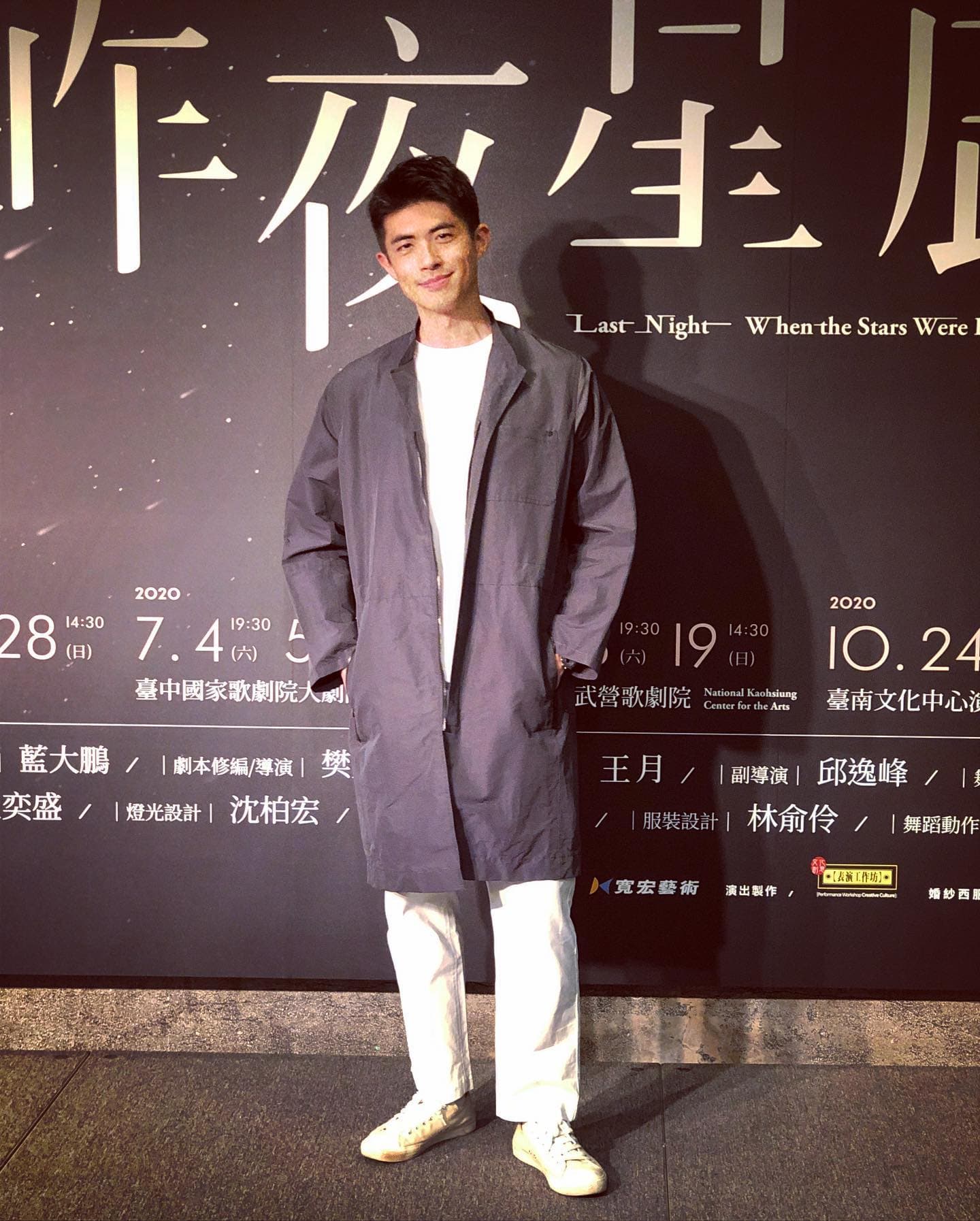 梁正群因為當了20年的小牛球迷，拍片寫稿成為運動專欄作家。（翻攝自梁正群臉書）
