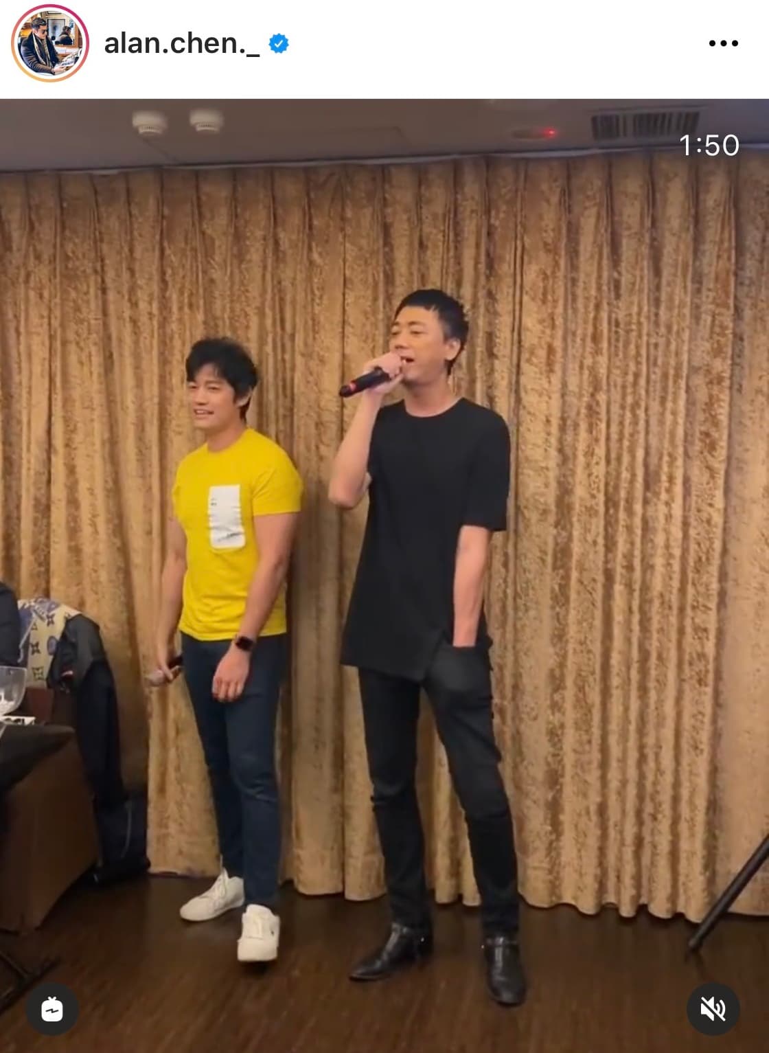 曾偉昌生日派對上歌手阿信也是來賓。(翻攝自曾偉昌IG)