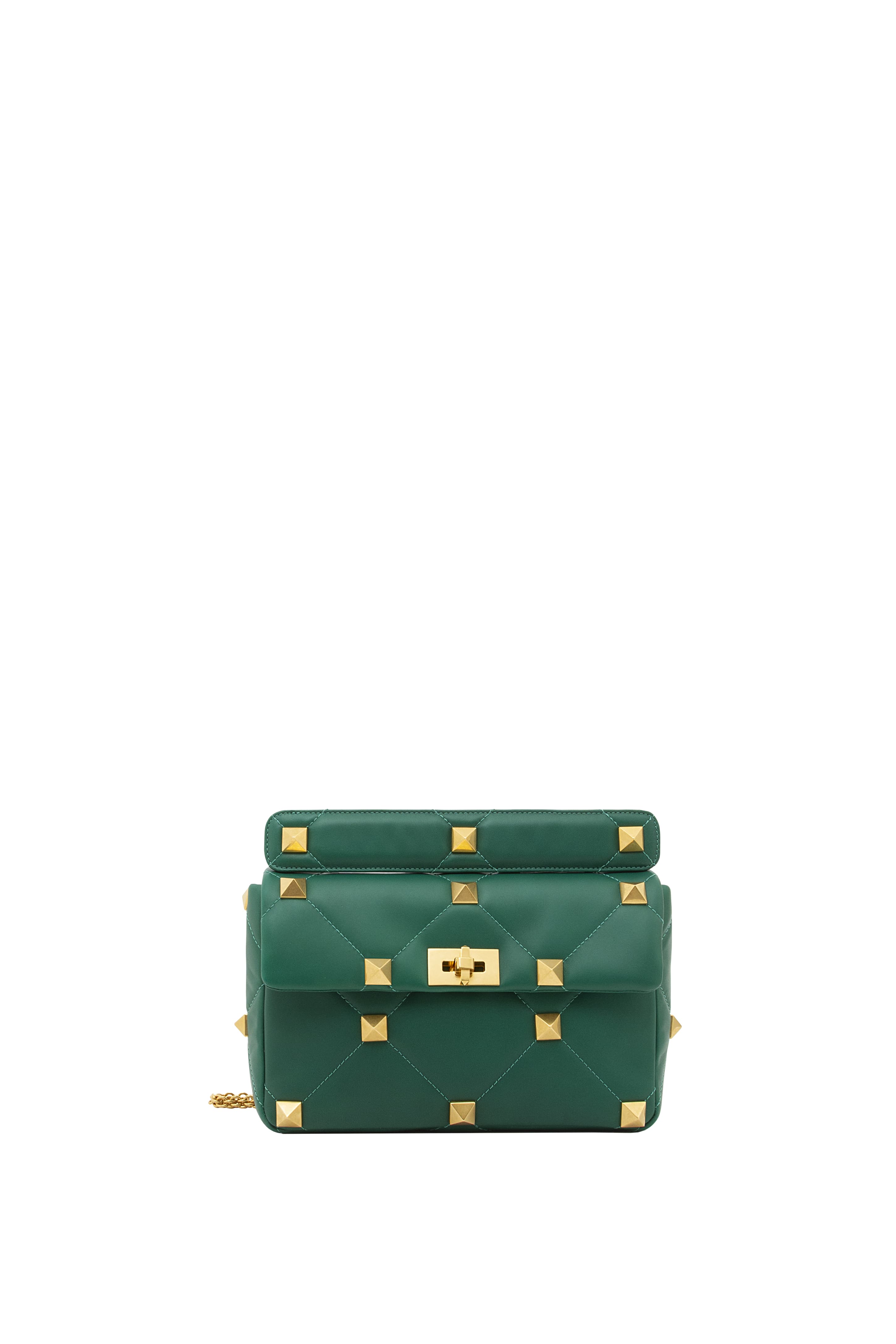 綠色小羊皮鉚釘鍊帶包。NT$103,500。(Valentino Garavani提供)