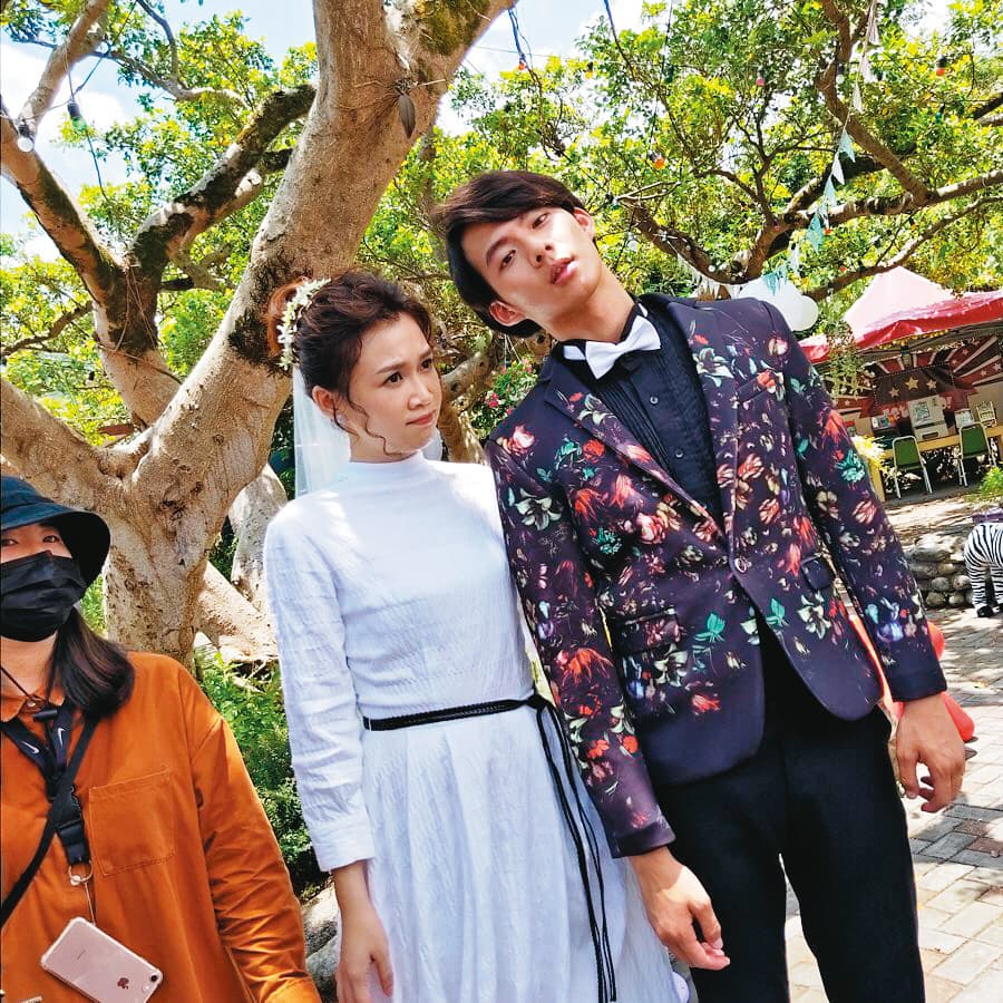 李佳豫(左)與吳念軒(右)合作《月村歡迎你》互動密切,但沒來電。(翻攝自李佳豫IG)