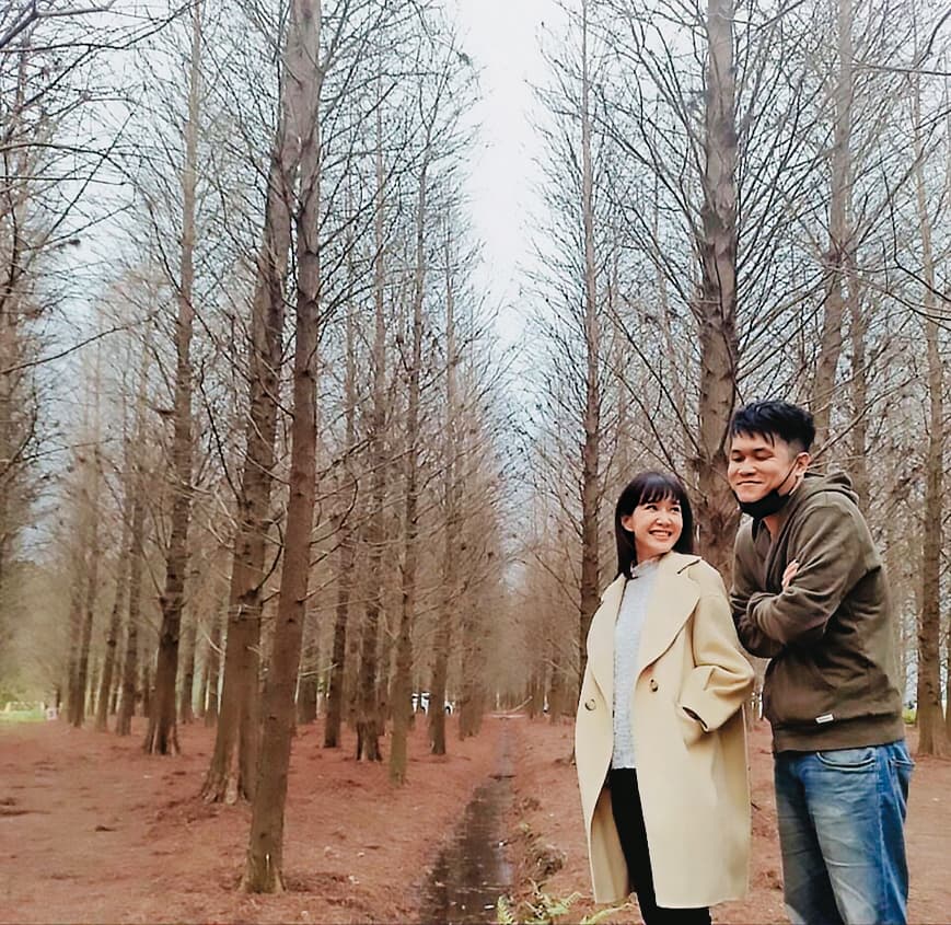 李佳豫對圈外新男友很保護,但仍忍不住放上兩人合照曬恩愛。(翻攝自李佳豫遊戲帳號)