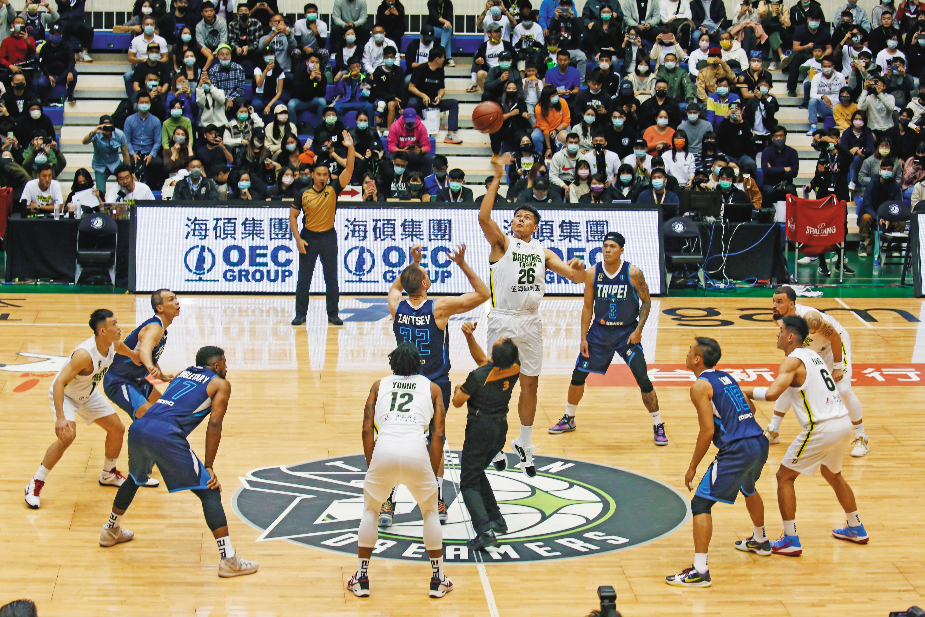 PLG職籃聯盟首賽季於19日在彰化縣立體育館開打,吸引超過6,000名球迷進場觀賽。(圖非本案當事人)