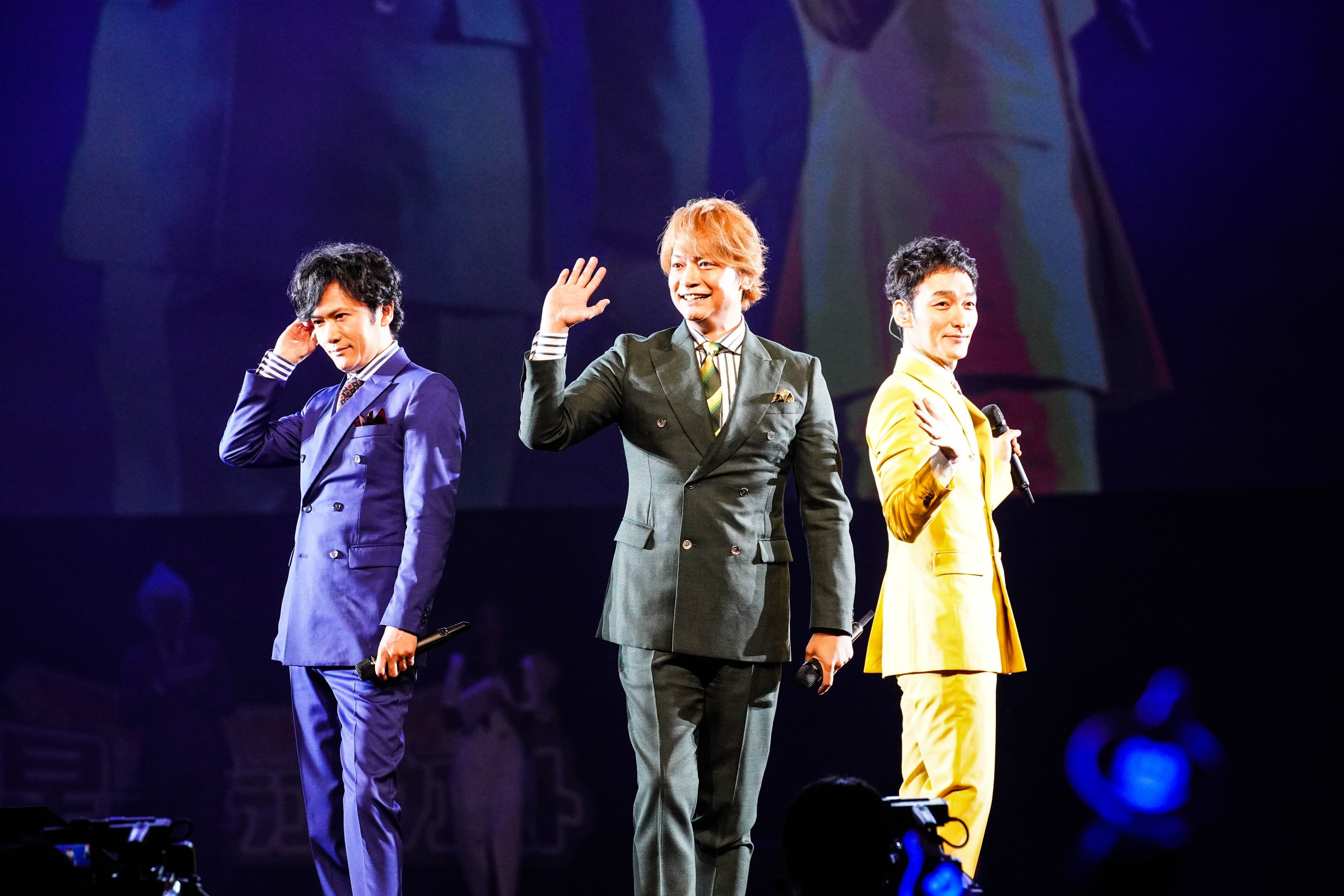 草彅剛(右起)、香取慎吾、稻垣吾郎曾是天團SMAP的成員,《午夜天鵝》導演內田英治原以為草彅不可能接演。(翻攝自atarashiichizu推特)