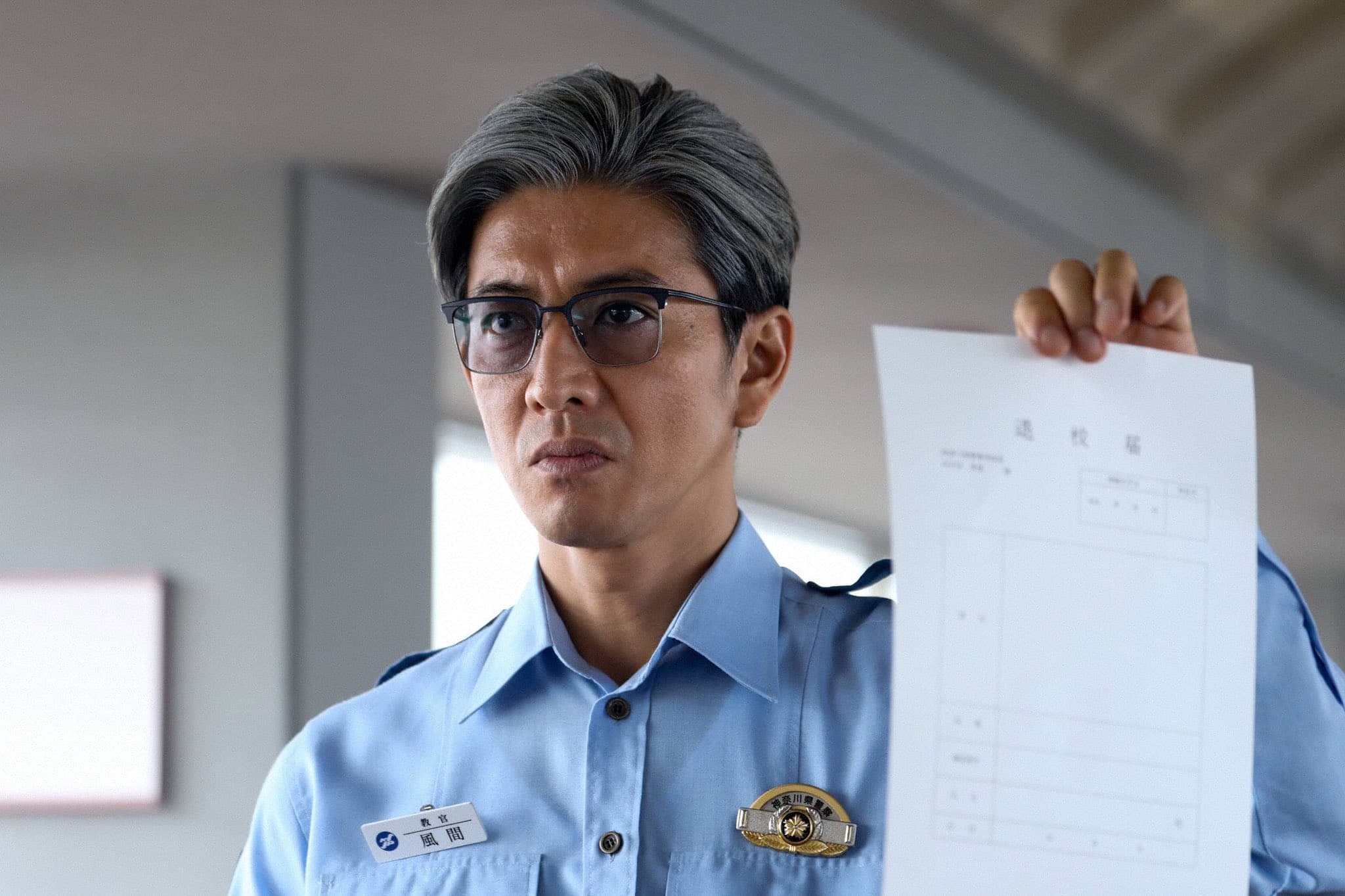 木村拓哉主演日劇《教場》續集即將播出,聽聞草彅剛喜訊後他也特地發出恭賀訊息。(翻攝自《教場》Twitter)