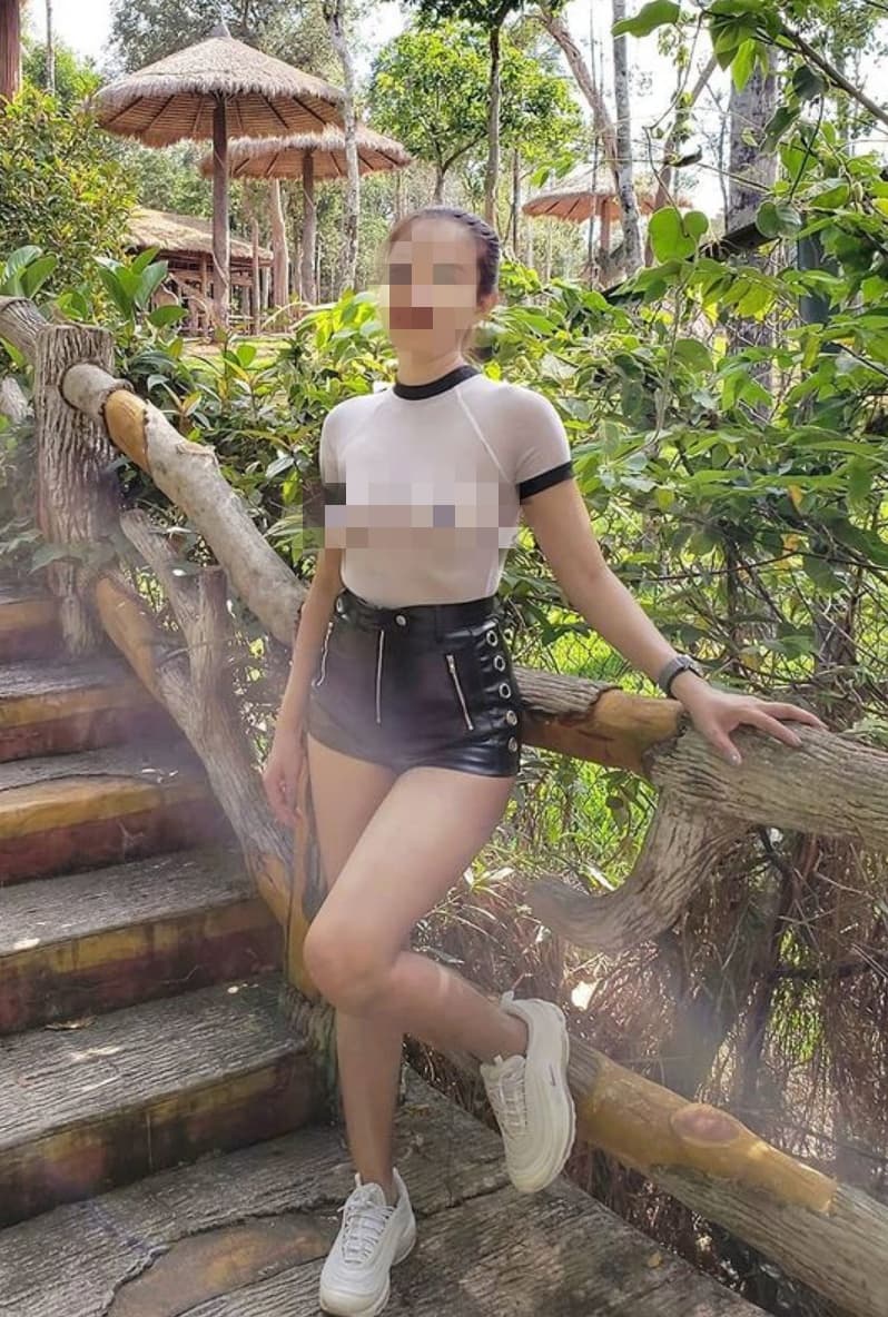 其實這名人妻平時的穿著風格就非常大膽。(翻攝自IG)