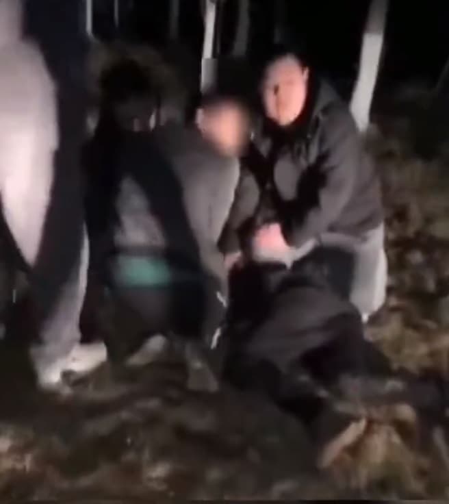 當地教育局表示,肯定會對這對此事件做出相關處理。 (翻攝自《青蕉視頻》)