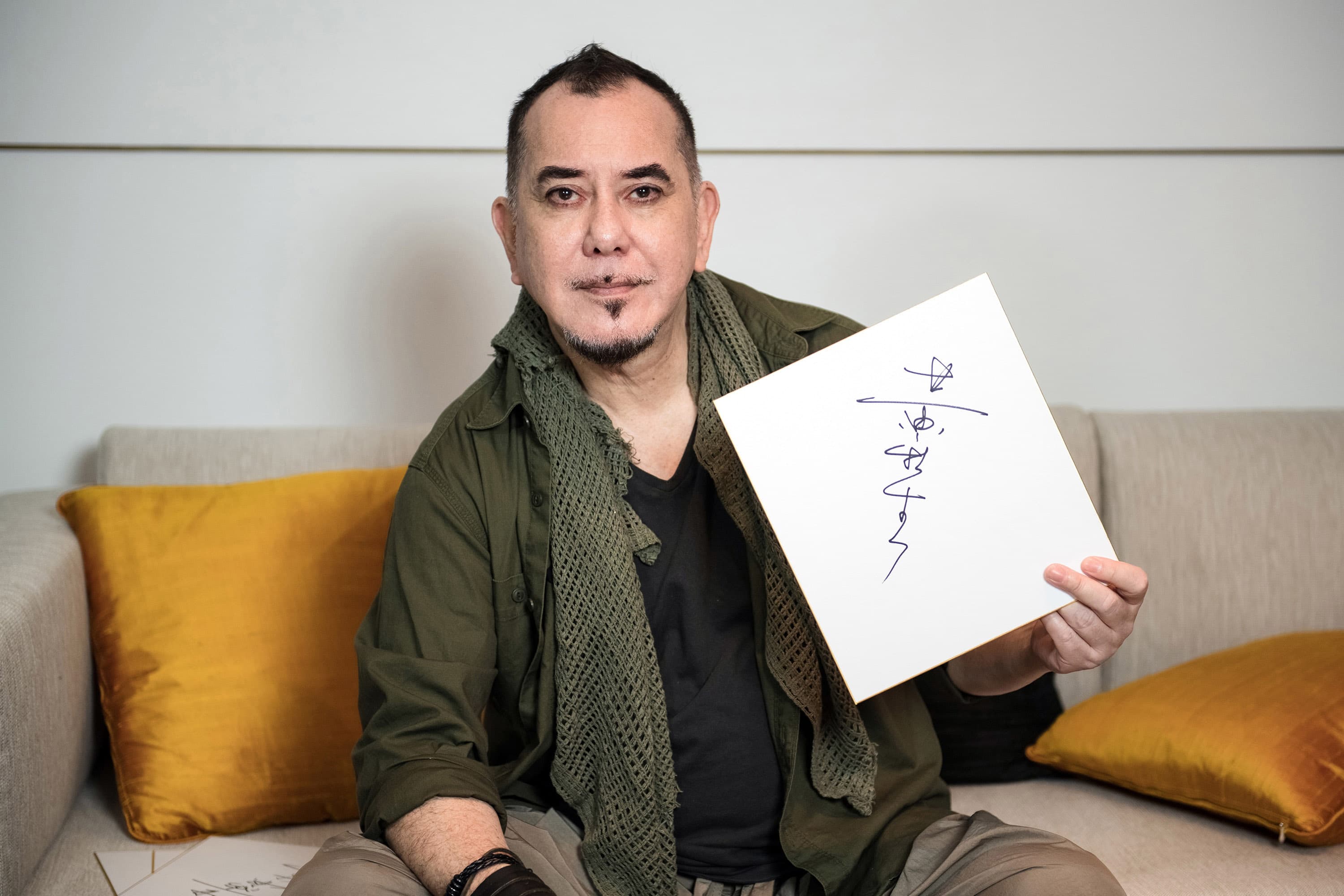 演過無數反派角色的黃秋生，認為「不知道自己壞的人最壞」。（LiTV提供）