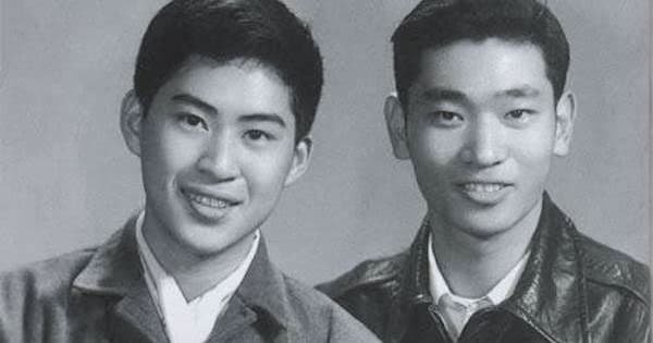 白先勇(左)和王國祥(右)攝於台大就學時期。2人17歲相識,而後大學、赴美,生命軌跡重疊,相知相守一生。(翻攝自網路)
