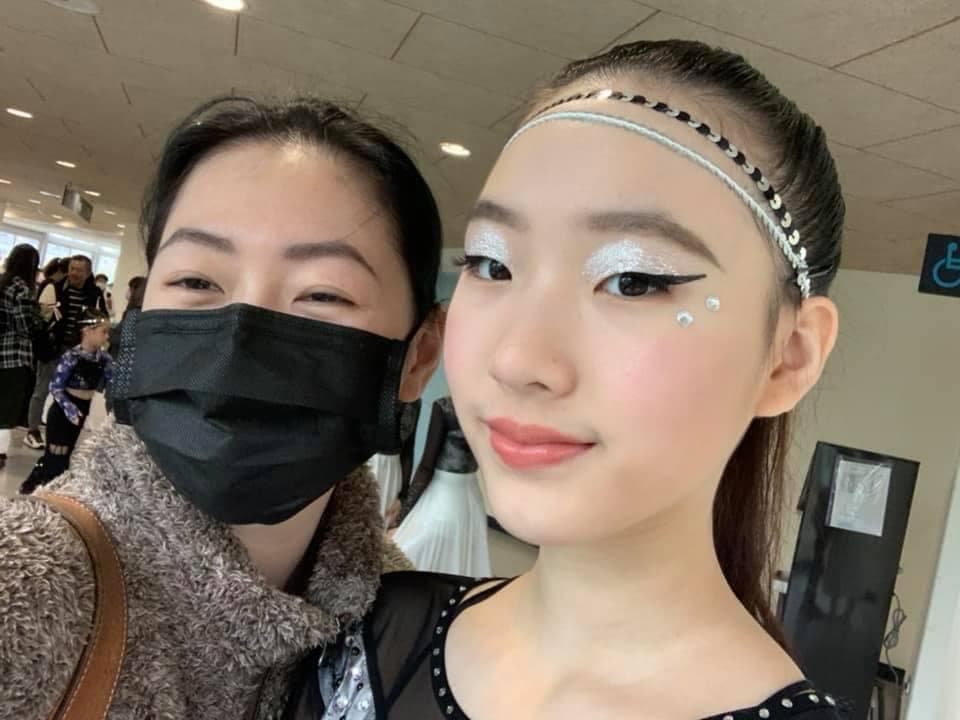 大女兒Elly喜歡跳舞,小S也讓女兒適性發展,還在比賽中奪冠。(翻攝自IG)