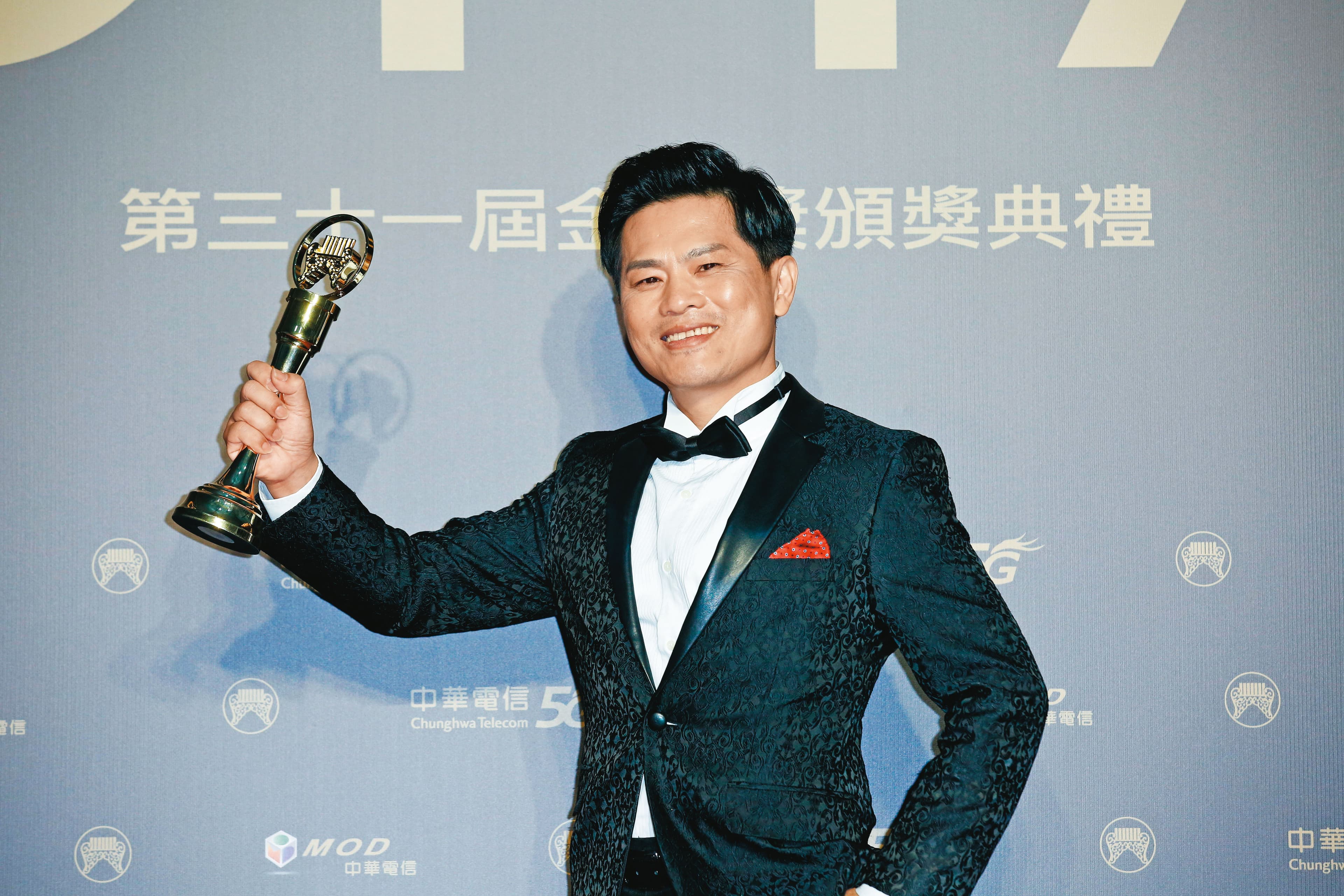 蘇明淵去年奪歌王時說:「謝謝金曲獎,這個獎對於一個律師來說,是一個奢侈的榮耀,但是對於一個歌手來說,是一個遲來的肯定。」這番感言獲外界一片好評。