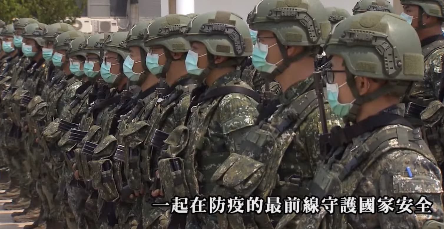 國防部發布影片,強調國軍與桃園站在一起,共同守護國家安全。(翻攝自國防部發言人臉書)