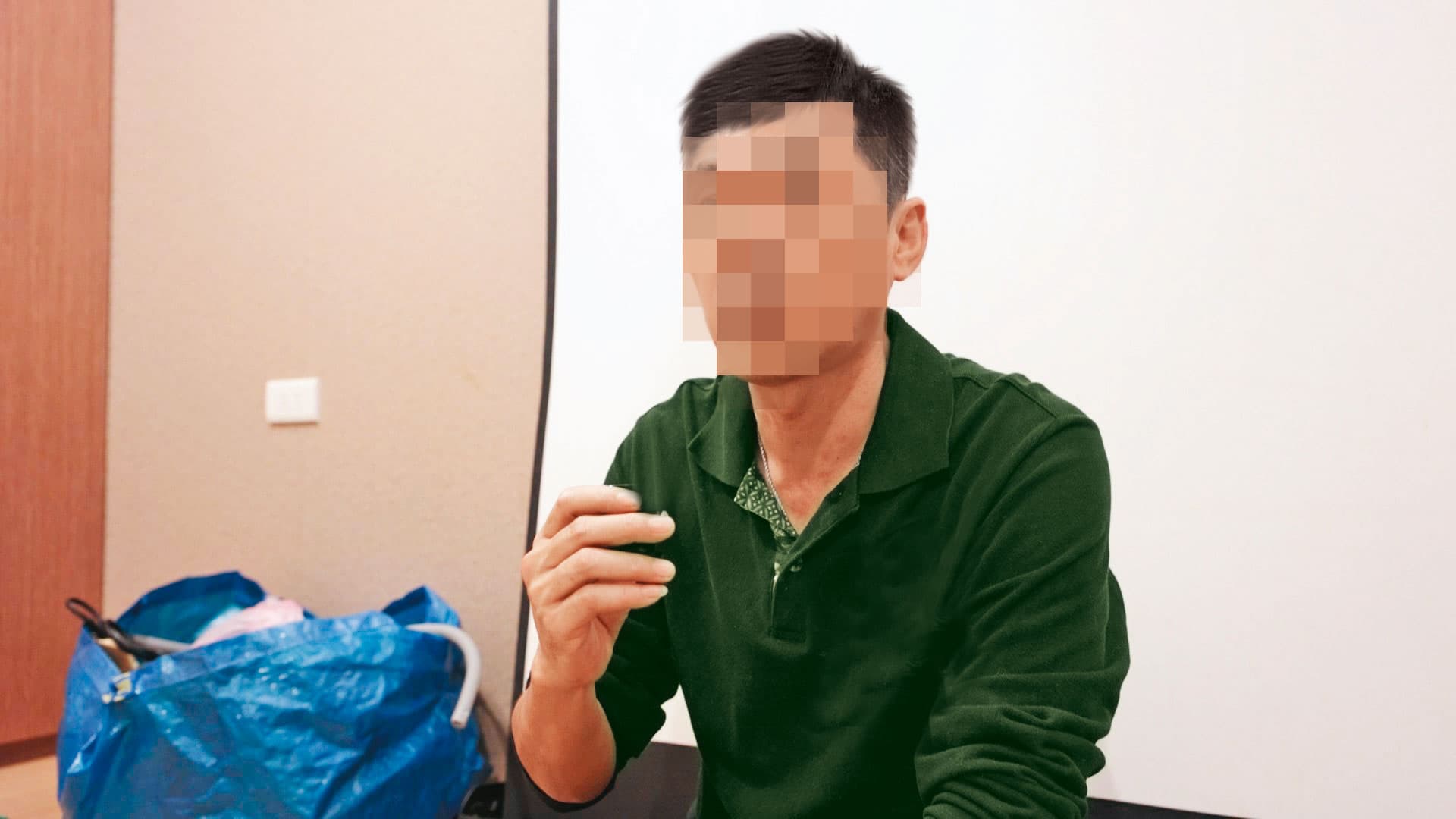 罷免總部志工B先生(圖)指控陳品宏,打著罷免旗幟,藉機斂財。