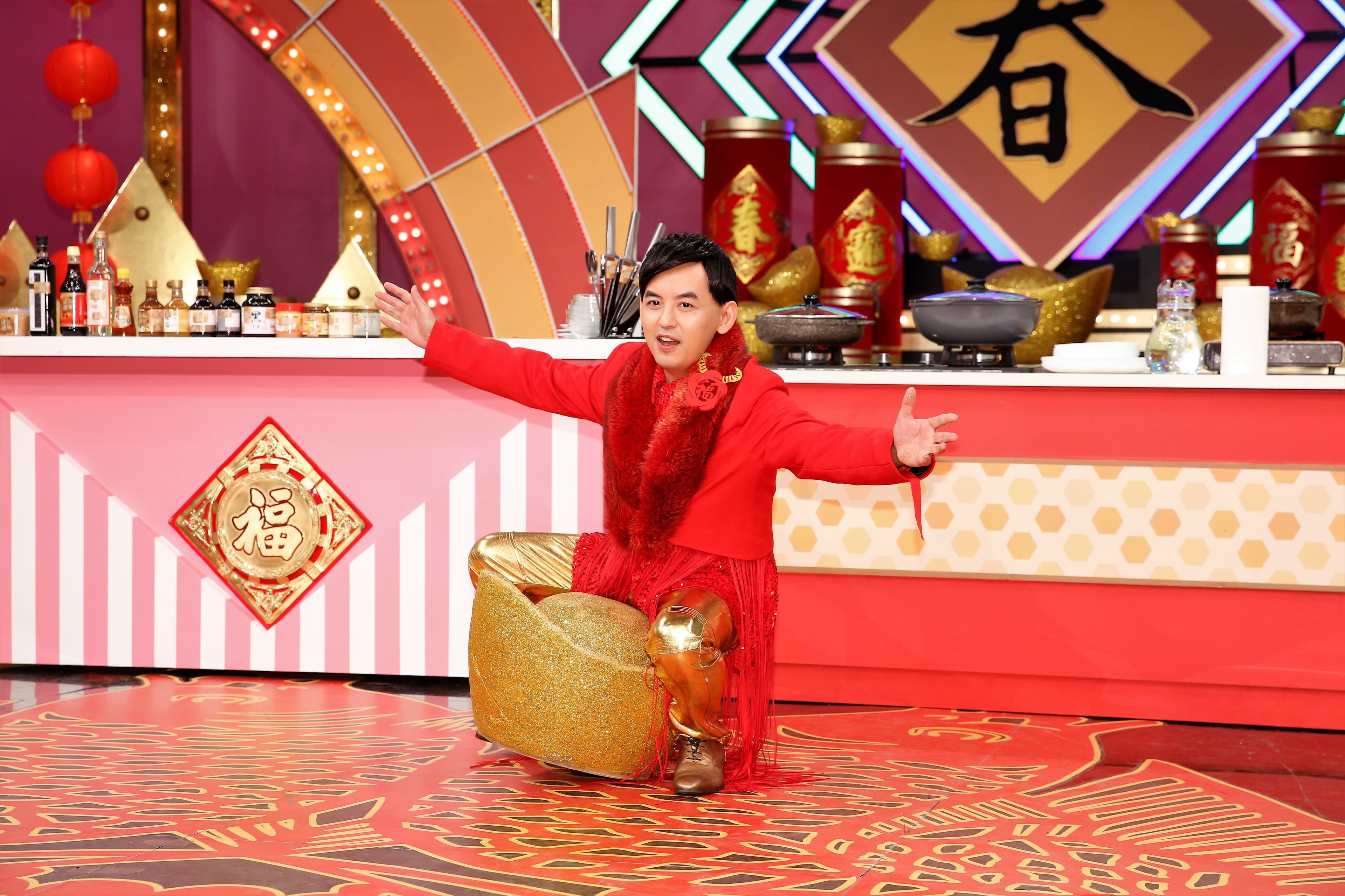 黃子佼透露近年來去孟耿如家拜年總會收到長輩紅包,讓他直呼「娶到賺到」。