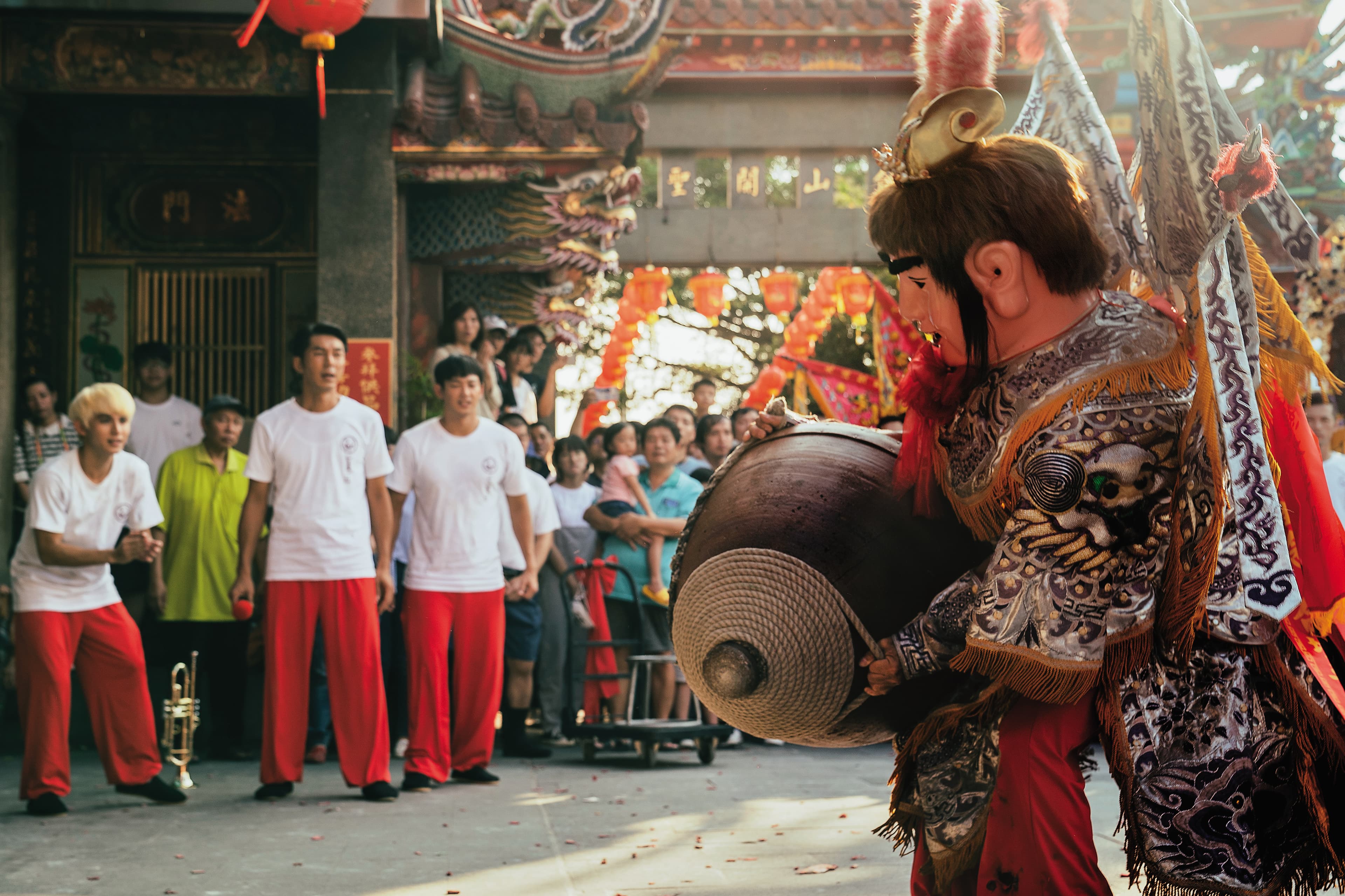 漫畫家左萱在《CCC》連載的《神之鄉》改編為同名電視劇(圖),以桃園大溪遶境文化為主題,預計今年上半年播出。
