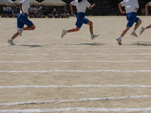 為栽培男學生的「陽剛之氣」,中國官方將加強體育訓練、引進更多男性體育教師。(示意圖,photo-AC)