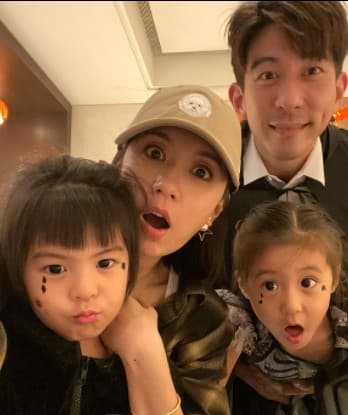 賈靜雯和修杰楷婚後生下2個可愛的女兒咘咘和Bo妞。(翻攝自賈靜雯IG)