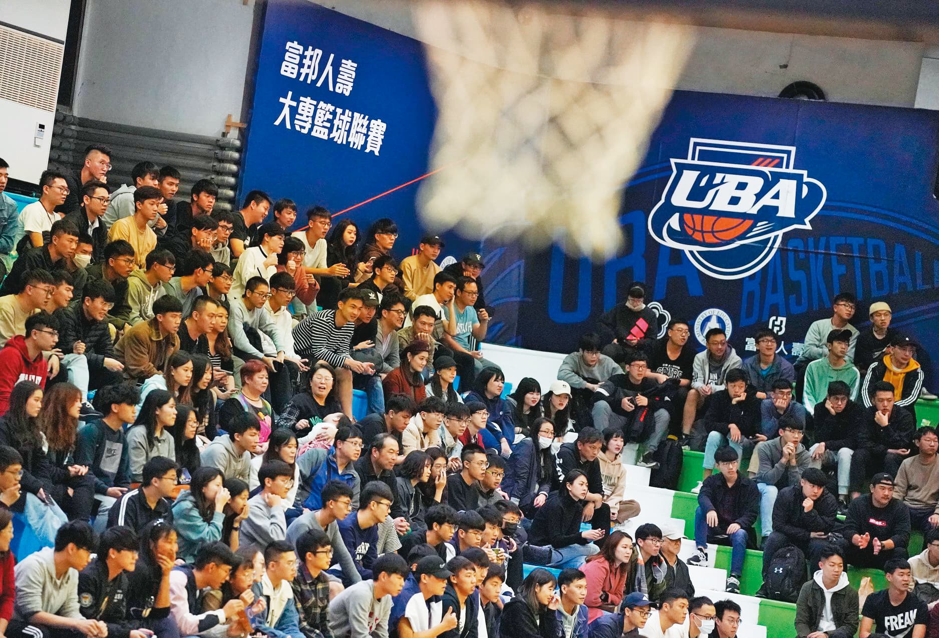 被漁夫集團偷拍的球員當中,不少人是UBA聯盟的主力球員。(翻攝SSU大專學生運動網臉書)