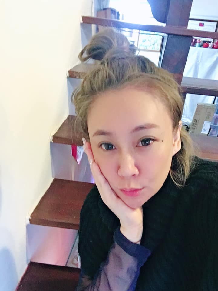 秀琴沒通告的日子,開始賣水餃,讓她半個月賺上10萬元。(翻攝秀琴臉書)