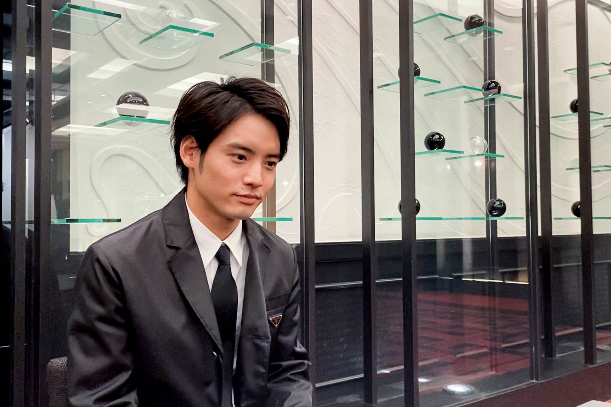 赤楚衛二接受本刊獨家專訪,透露到東京追尋演員之夢是他人生中最大的決定和挑戰。(Tristone Entertainment提供)