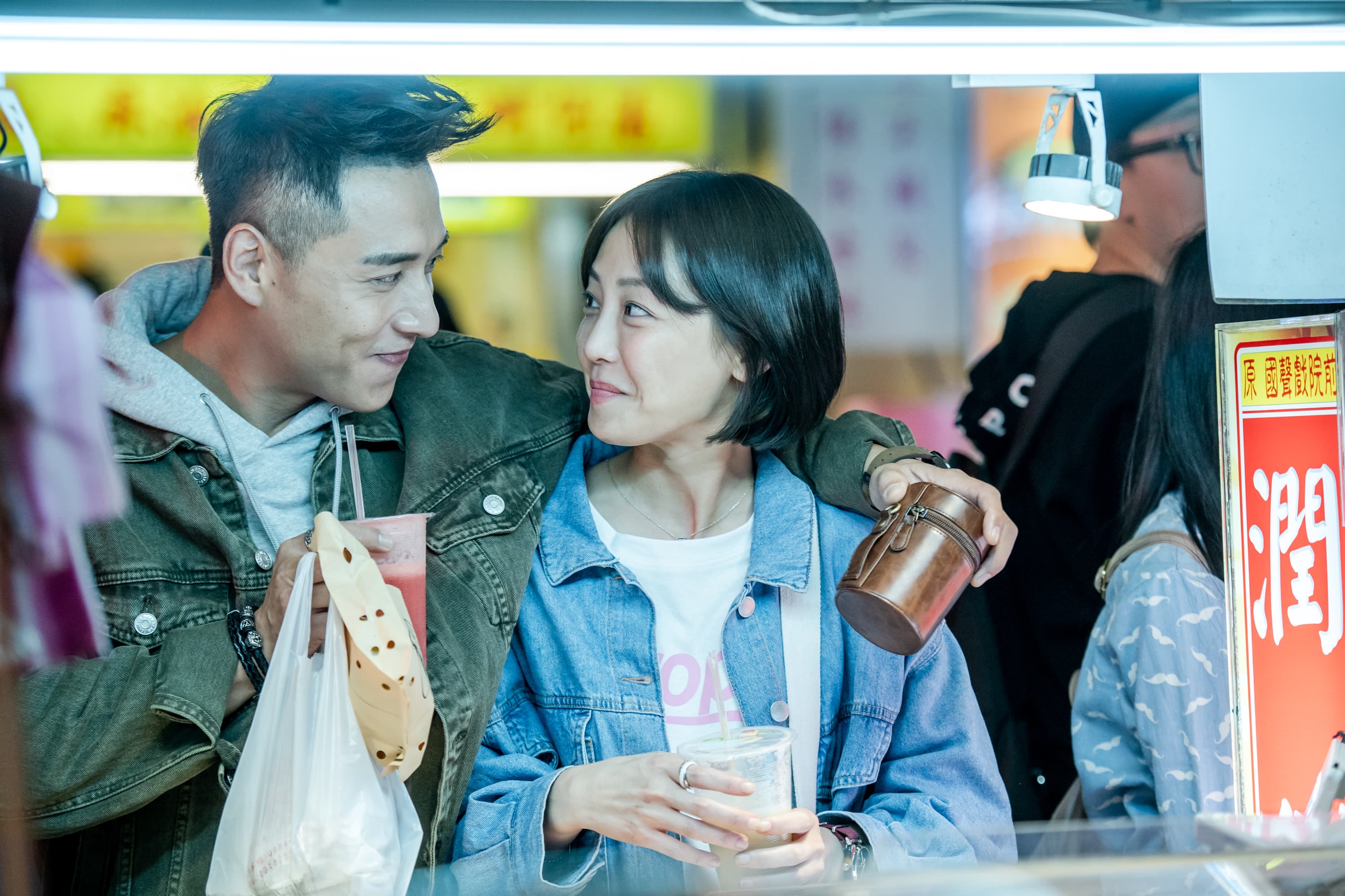 儘管街頭肉搏場面減少,愛情元素占了大半,《角頭—浪流連》依然吸引大批粉絲支持。(巧克麗娛樂提供)