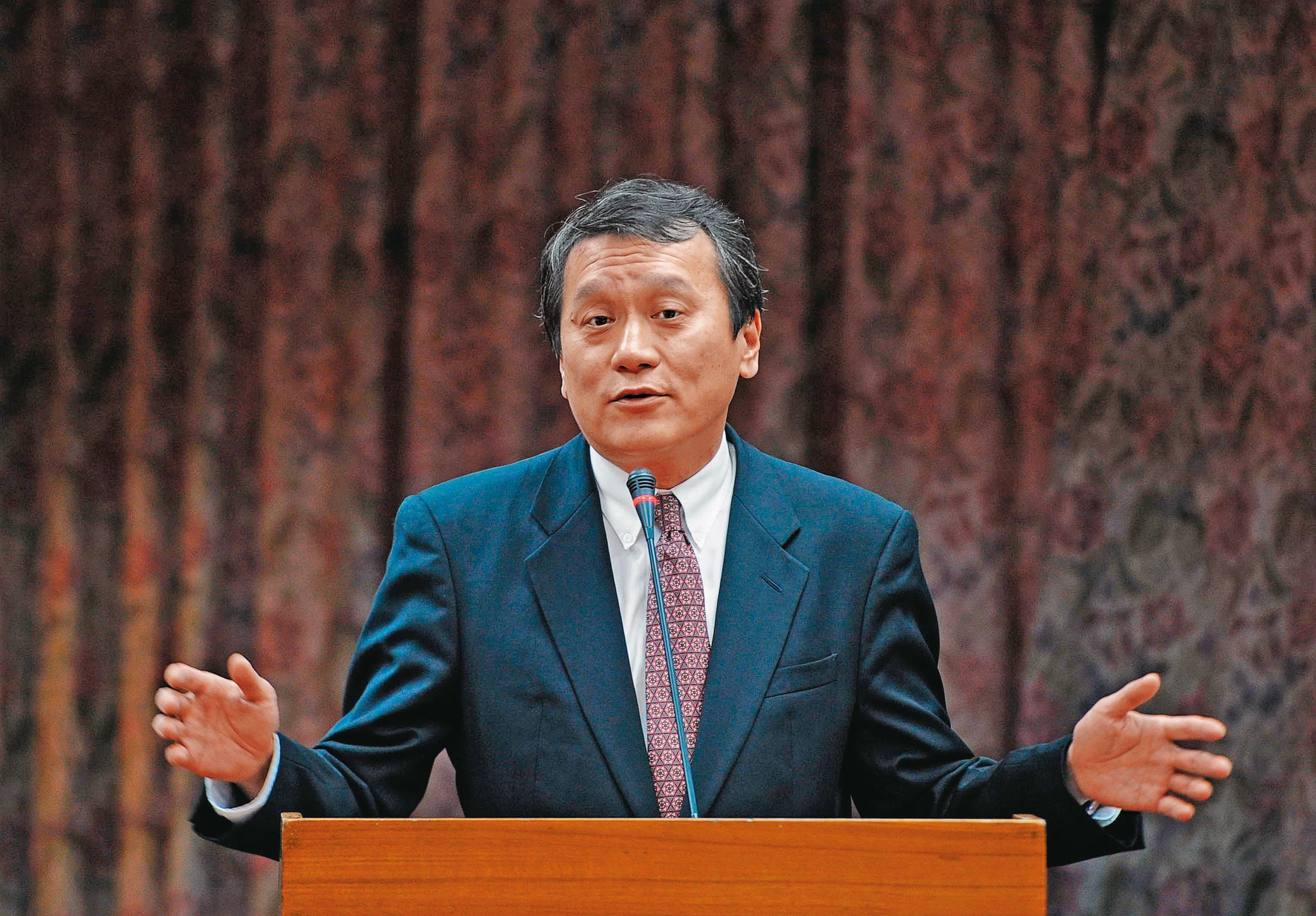 鄭麗君擴編基金會，新聘中研院院士朱敬一（圖）當顧問，還有意成立「民主治理學院」邀他開課。（中央社）