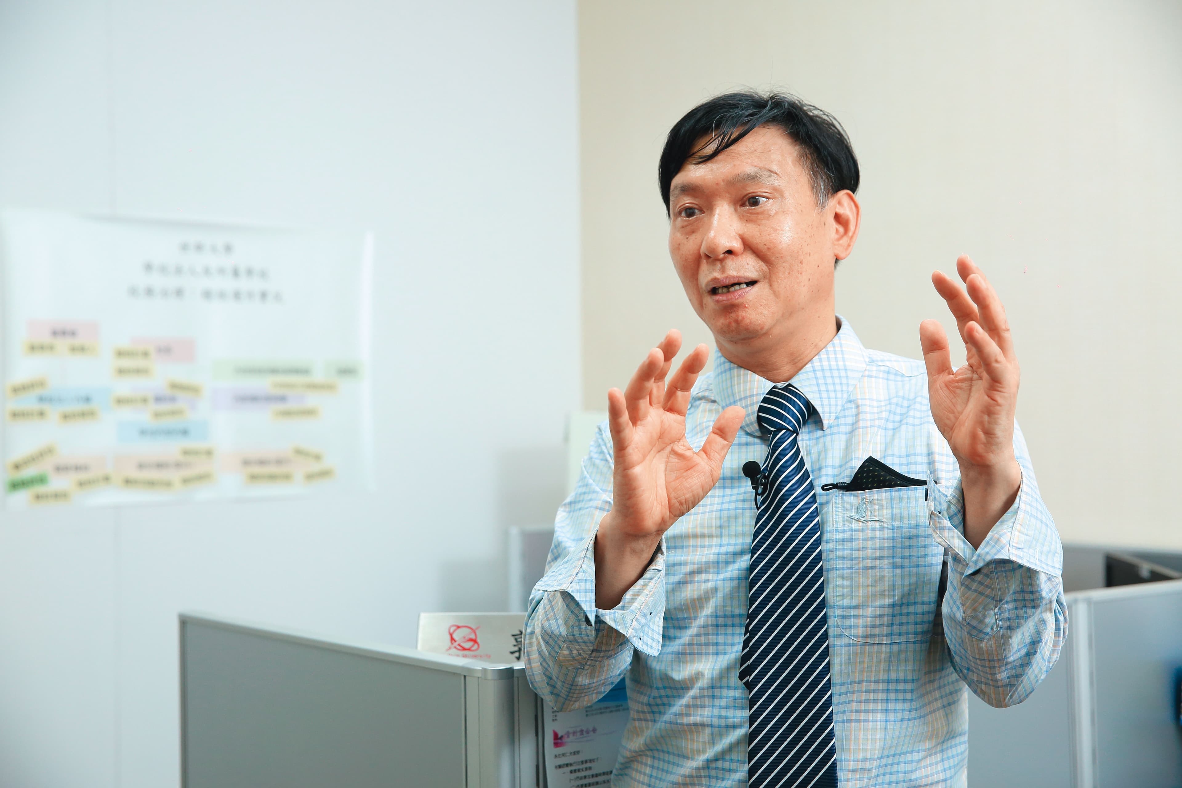 世新大學財金系副教授郭迺鋒認為,理專與客戶間感情越好,理專越有機可乘。