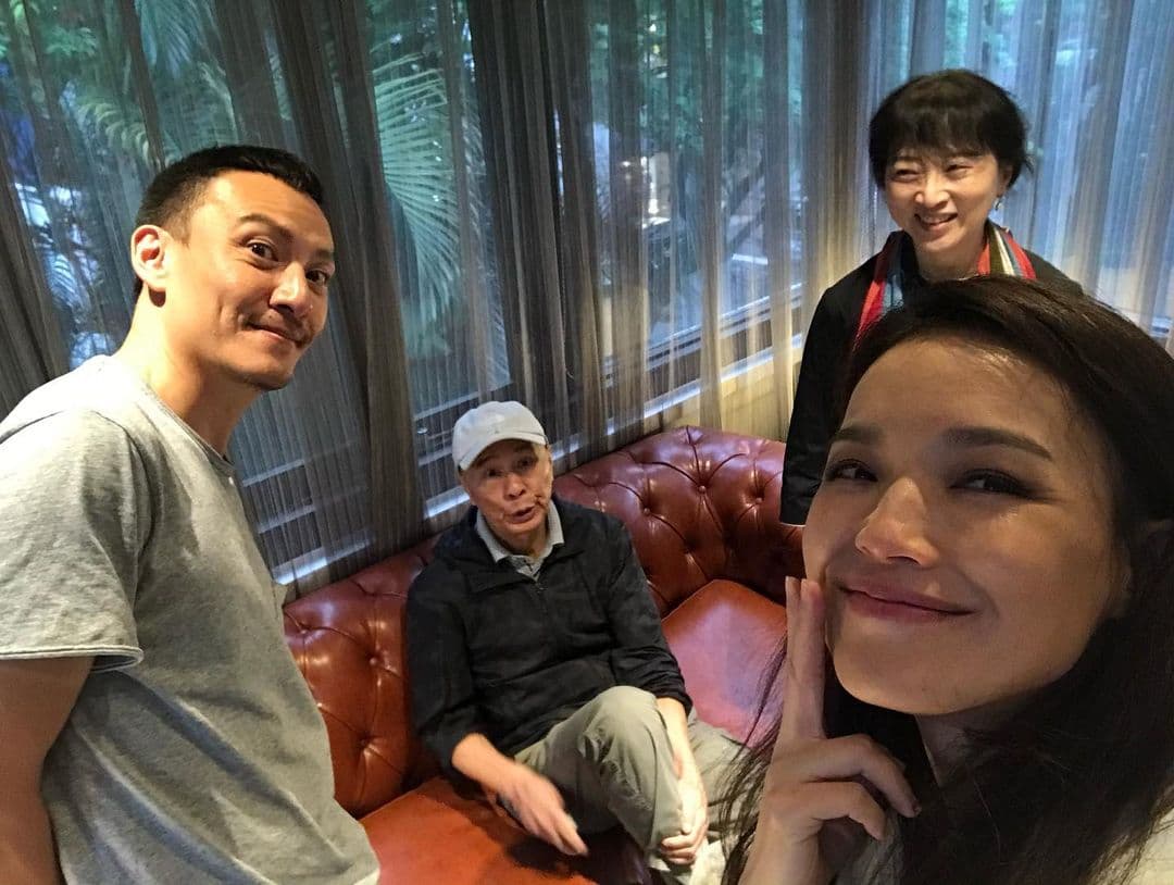 舒淇預定參演侯孝賢新片《舒蘭河上》,並與張震一起跟侯孝賢討論劇本。(翻攝自舒淇IG)