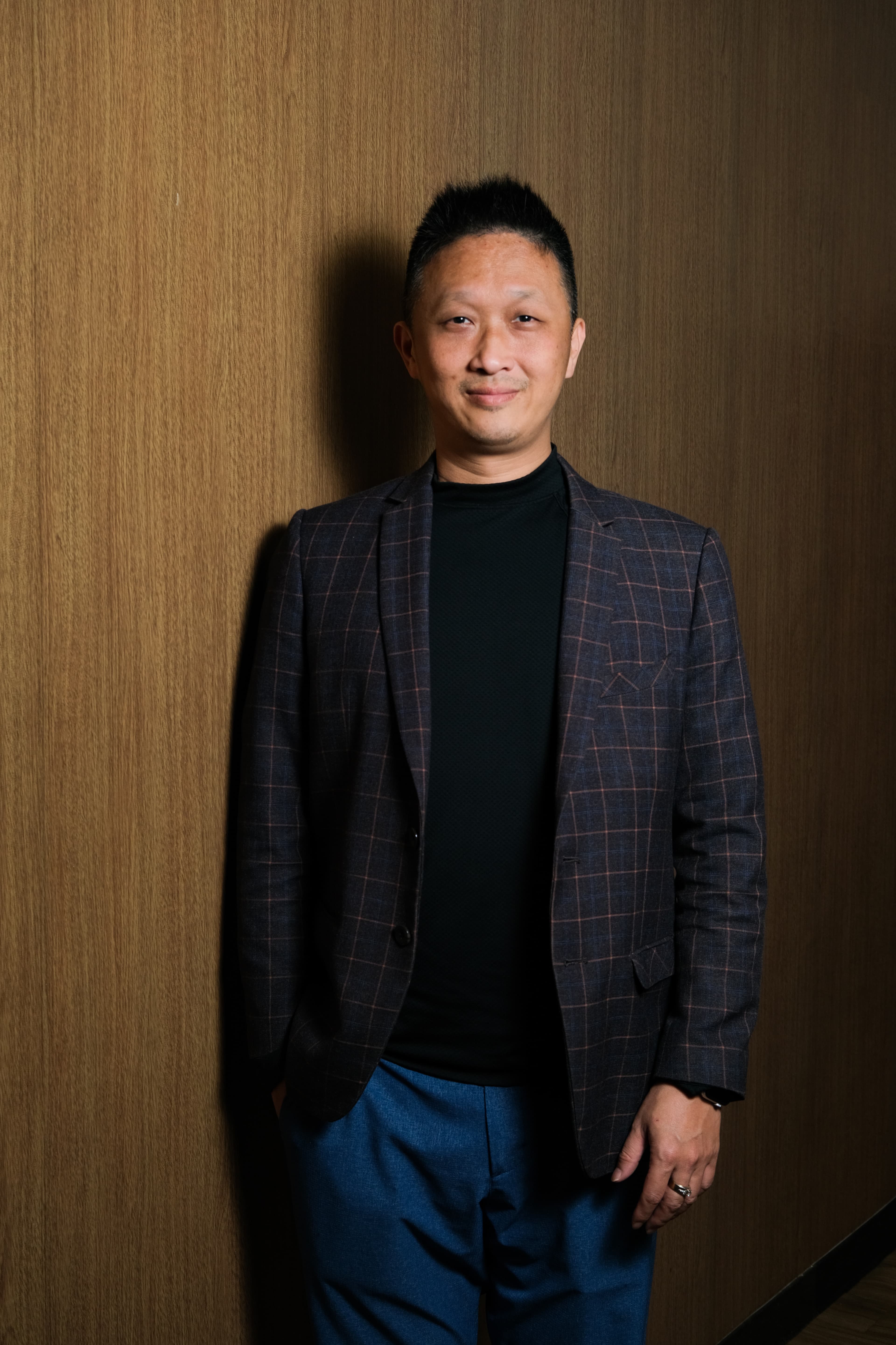 「傳奇酒業」老闆林晉弘有豐沛的釀酒經驗,樂於與各界交流。