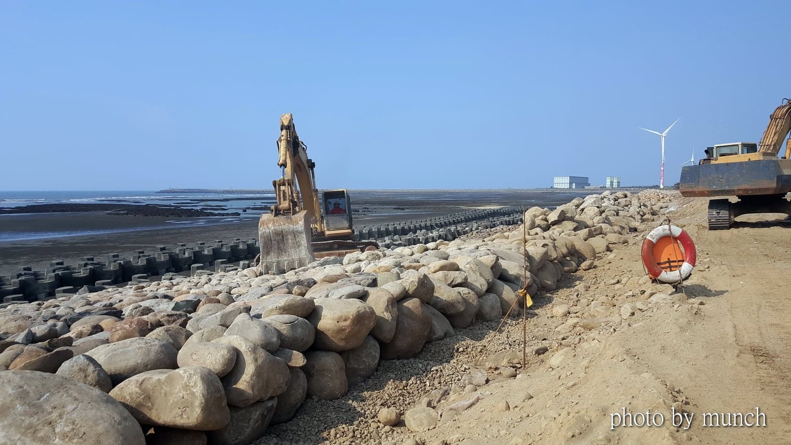 漂浪島嶼指出,這筆7,000萬元是台電用來興建堤防以保護藻礁。(漂浪島嶼授權提供)