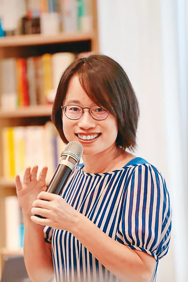 綠營布局彰化縣長,地方傳出可能徵召吳音寧,讓有意參選者急著出招「卡吳」。(翻攝吳音寧臉書)