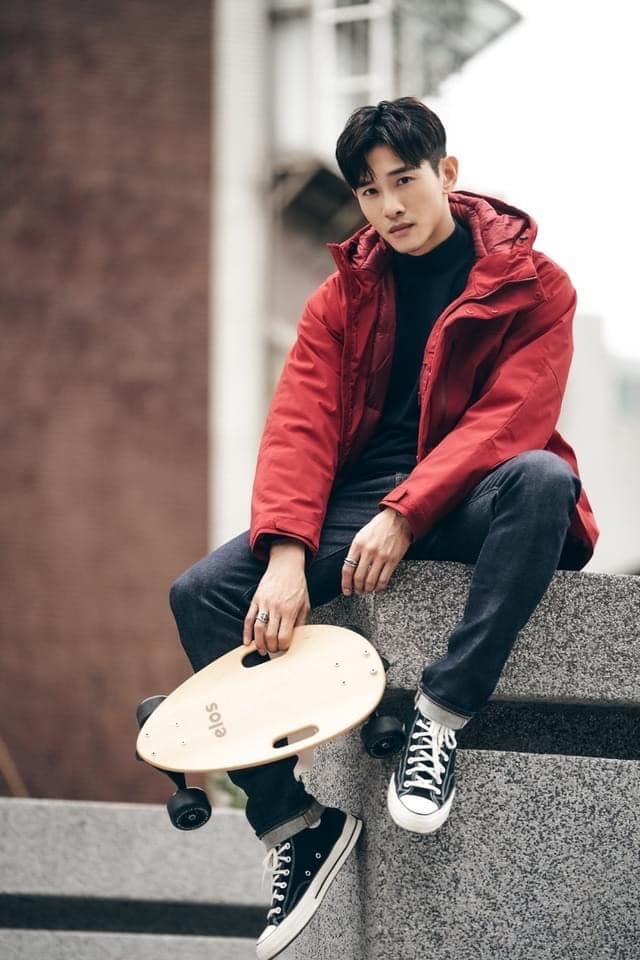 張立昂雖與邵雨薇分手,但兩人保持家人關係。(翻攝自張立昂臉書)