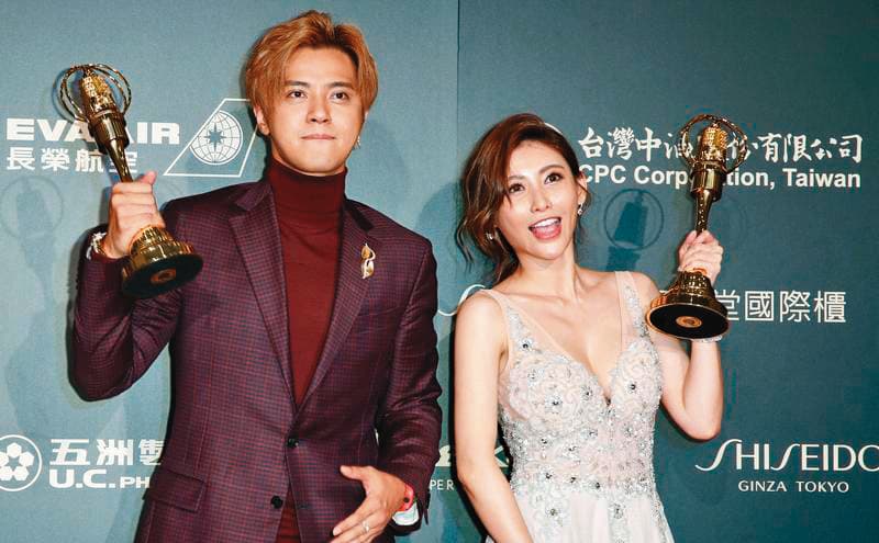 愷樂是羅志祥旗下唯一女藝人,兩人早已傳過「豬蝶戀」,又在周揚青的毀滅式分手信被證實,當時傳愷樂已與醫生男友訂婚。