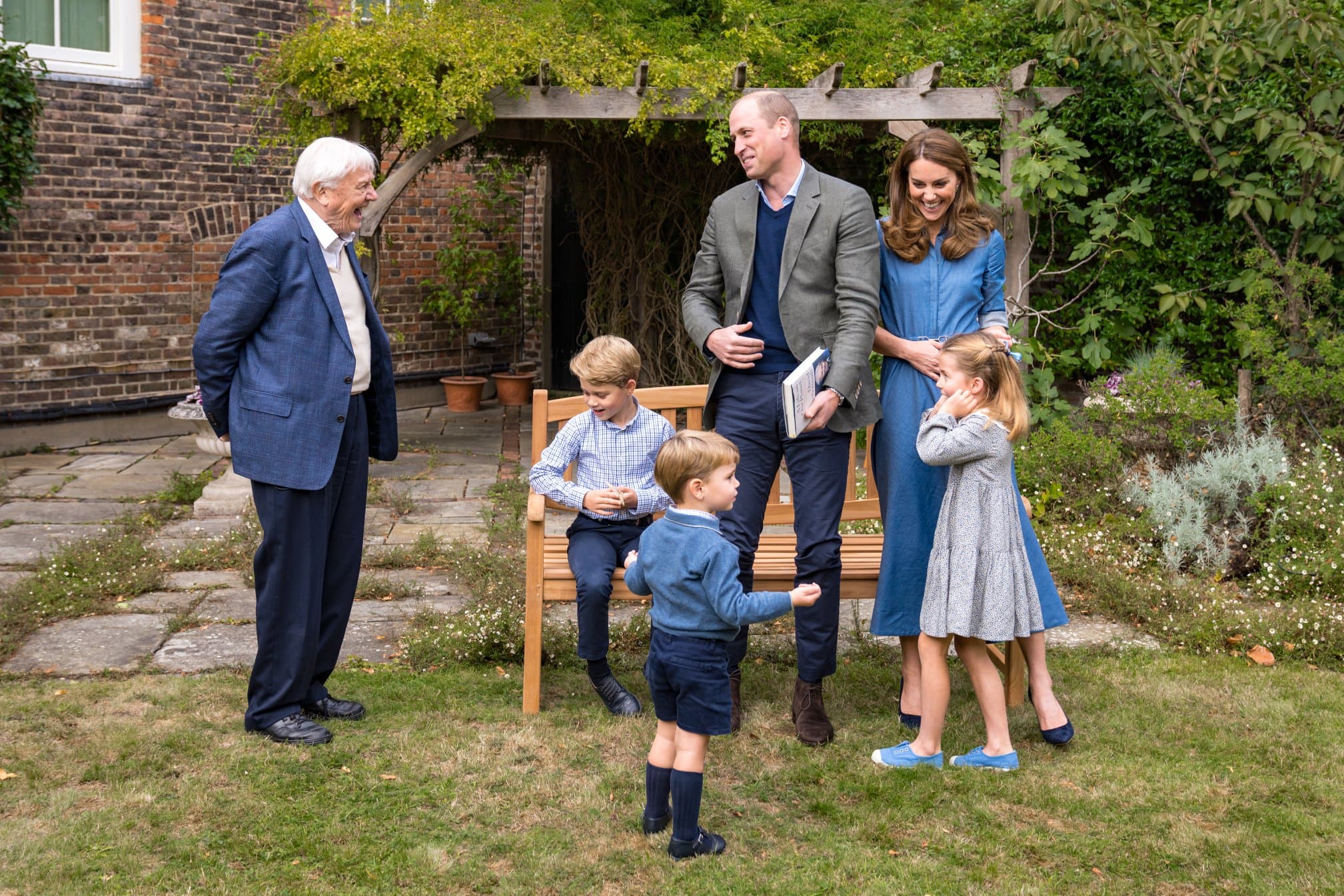 英國威廉王子(Prince William)和凱特王妃(Kate Middleton)育有3個子女。(翻攝自The Royal Family臉書)