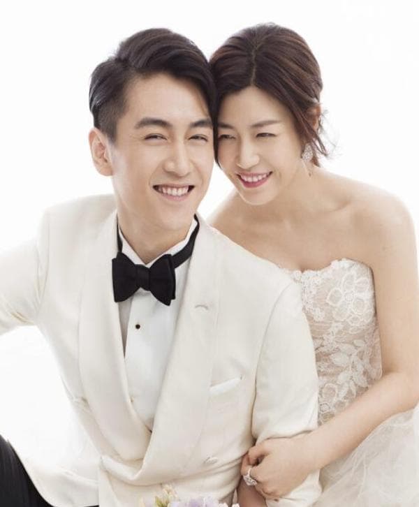 陳妍希（右）與陳曉（左）結婚5年，育有1子小星星。（網路圖片）