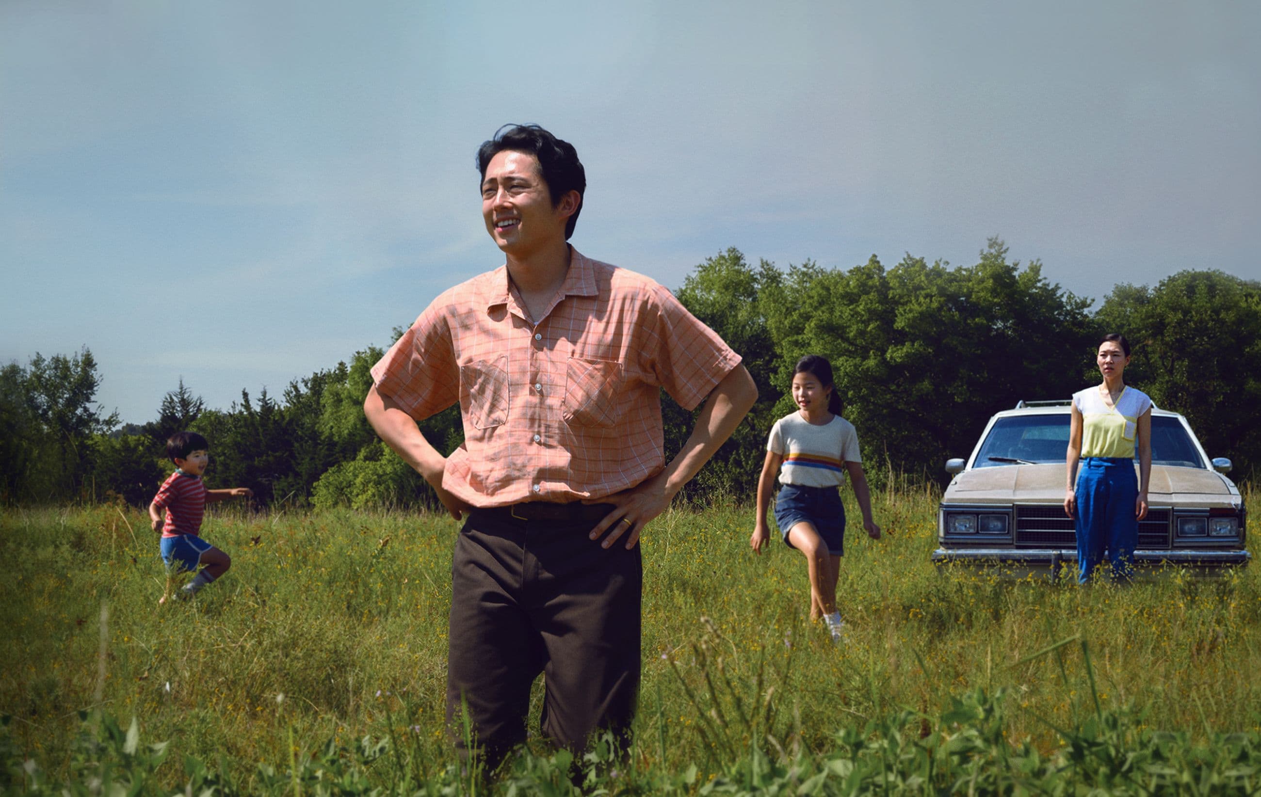 《夢想之地》從一個彷彿汽車廣告的畫面開場。一家四口在美國大陸的公路上前進,最後來到一個看似偏僻的地方。(傳影互動提供)