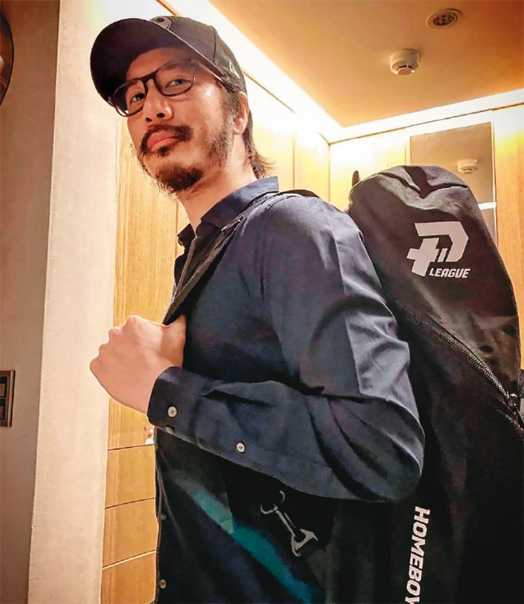 王力宏近來改走頹廢風,豪邁落腮鬍是新造型。