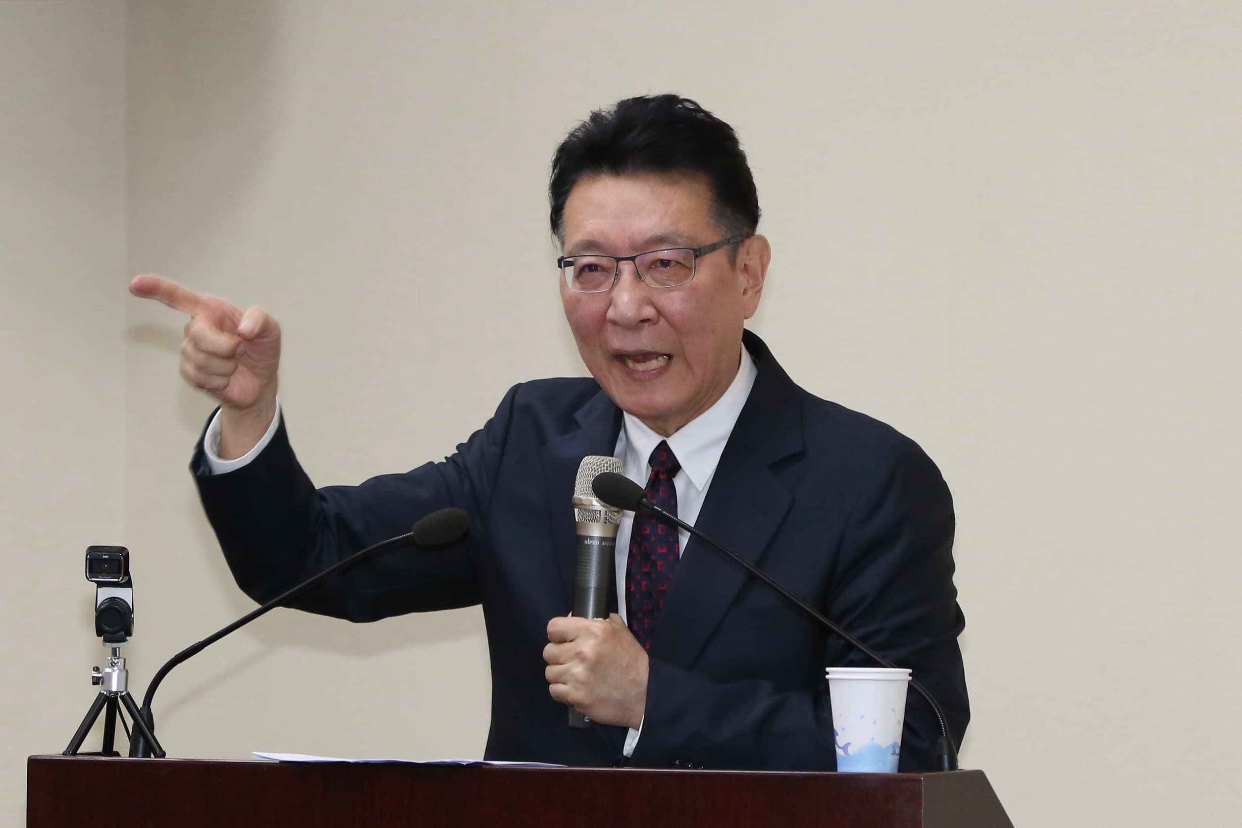 趙少康今赴國民黨中常會演講,多次強調藍營不團結才會輸。