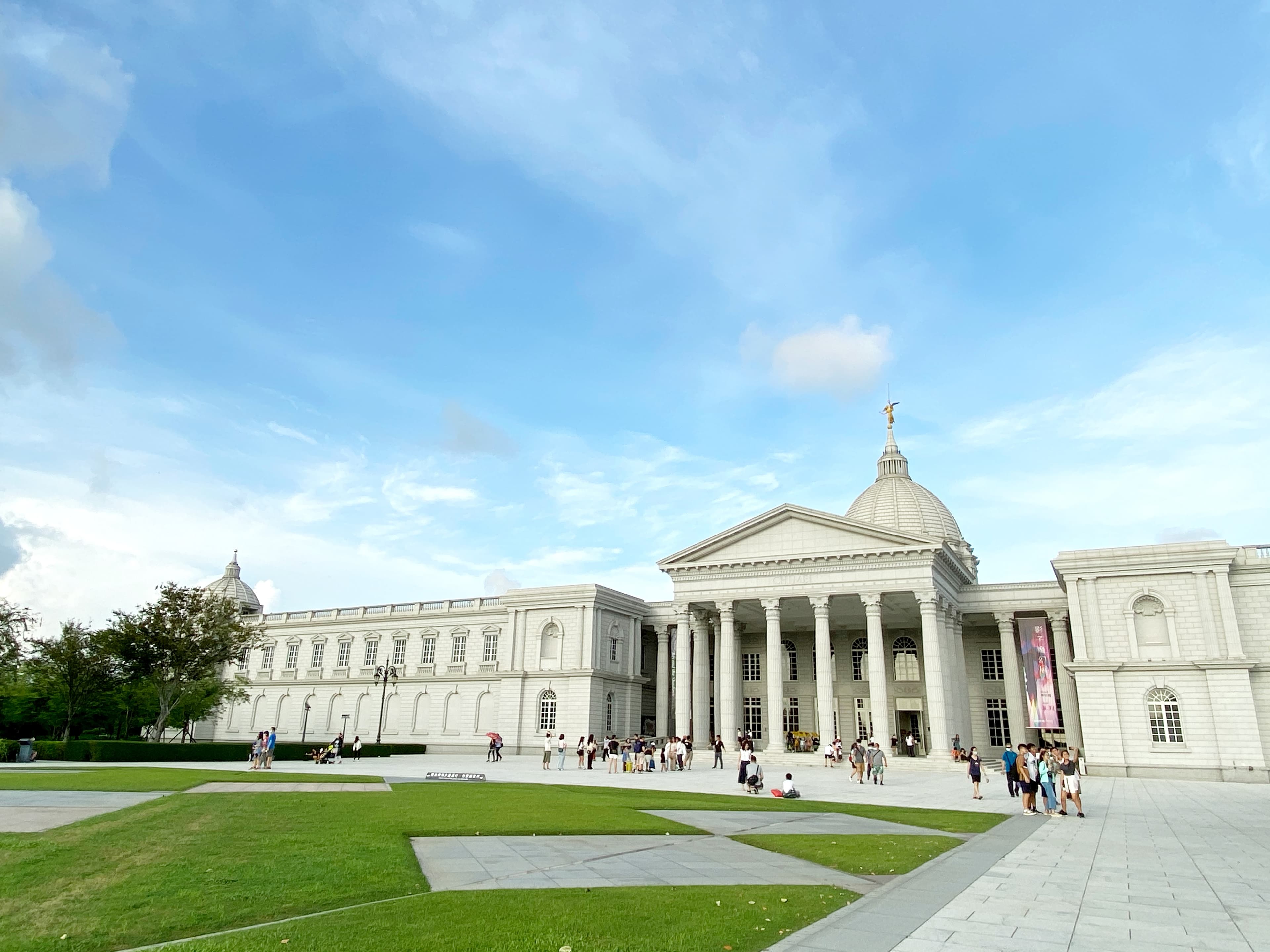 後續開館時間將視疫情發展滾動式調整。