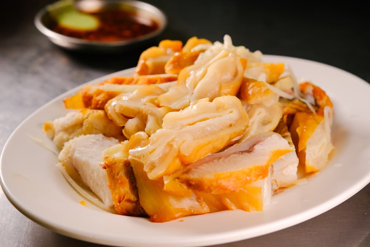 「綜合鯊魚煙」能吃得到肉與肚的部分。(200元/份)