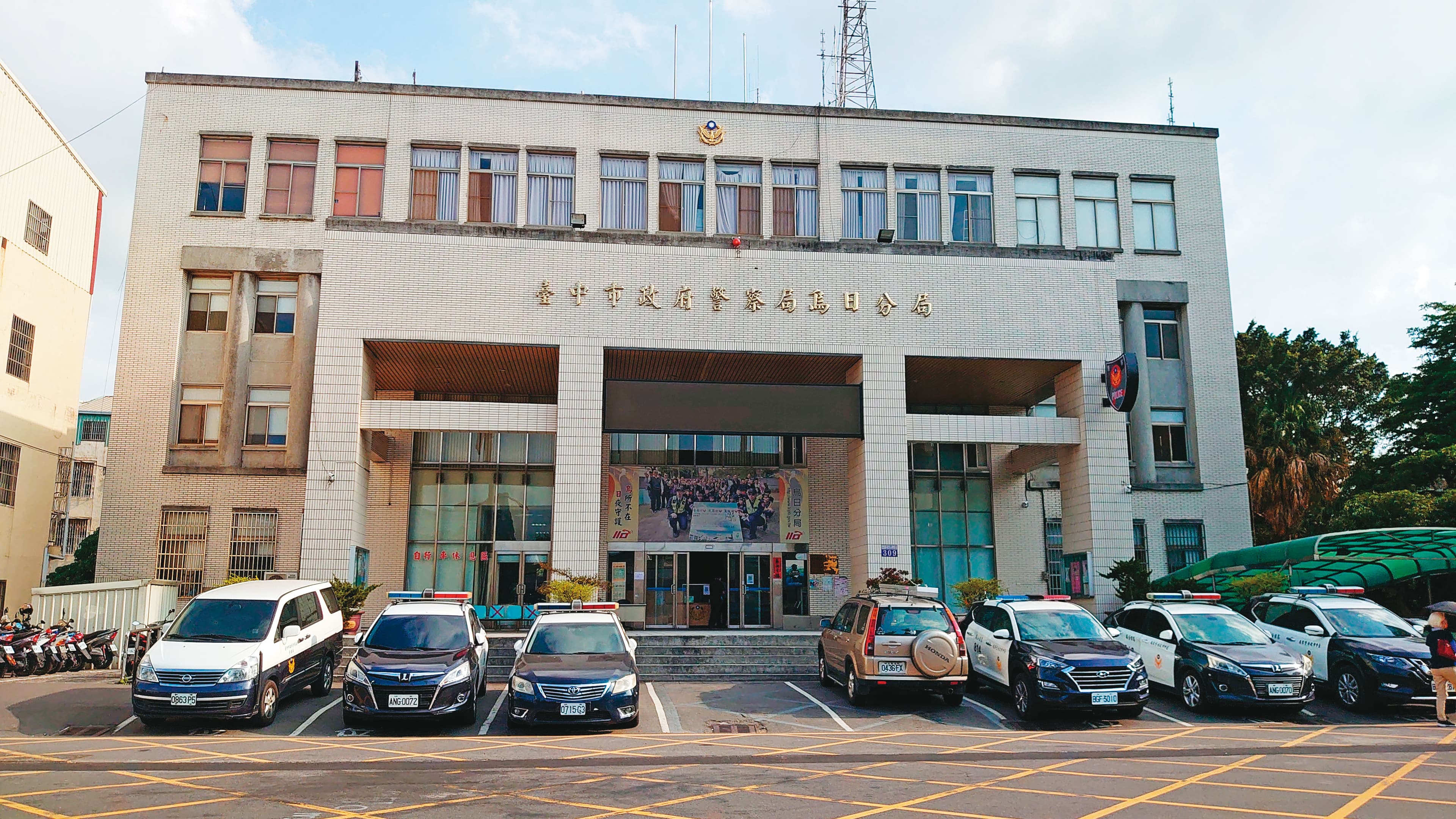 烏日警分局表示,火青的小弟騷擾恐嚇陳男家屬,但警方到場時,對方已鳥獸散。