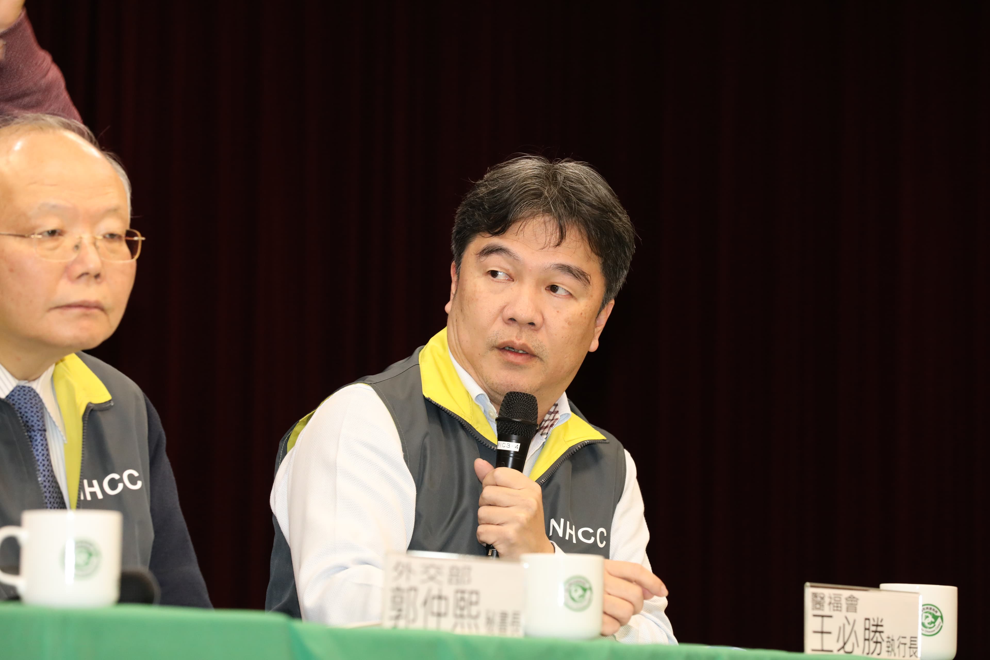 中央流行疫情指揮中心醫療應變組副組長王必勝將前進京元電子成立指揮所。（本刊資料照）