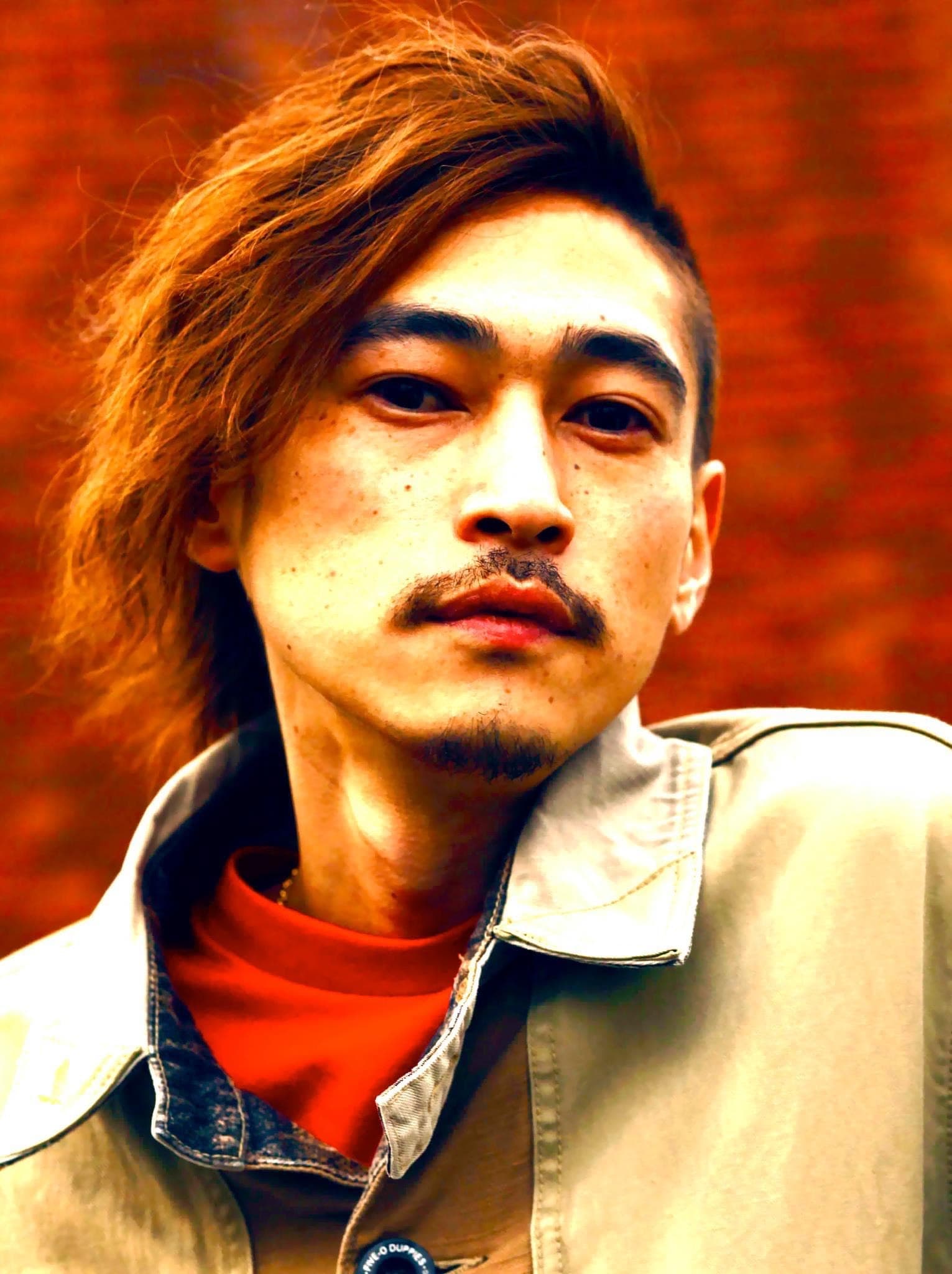 我行我素的日星窪塚洋介,時常在IG直播中的失控而引發話題。(翻攝窪塚洋介微博)