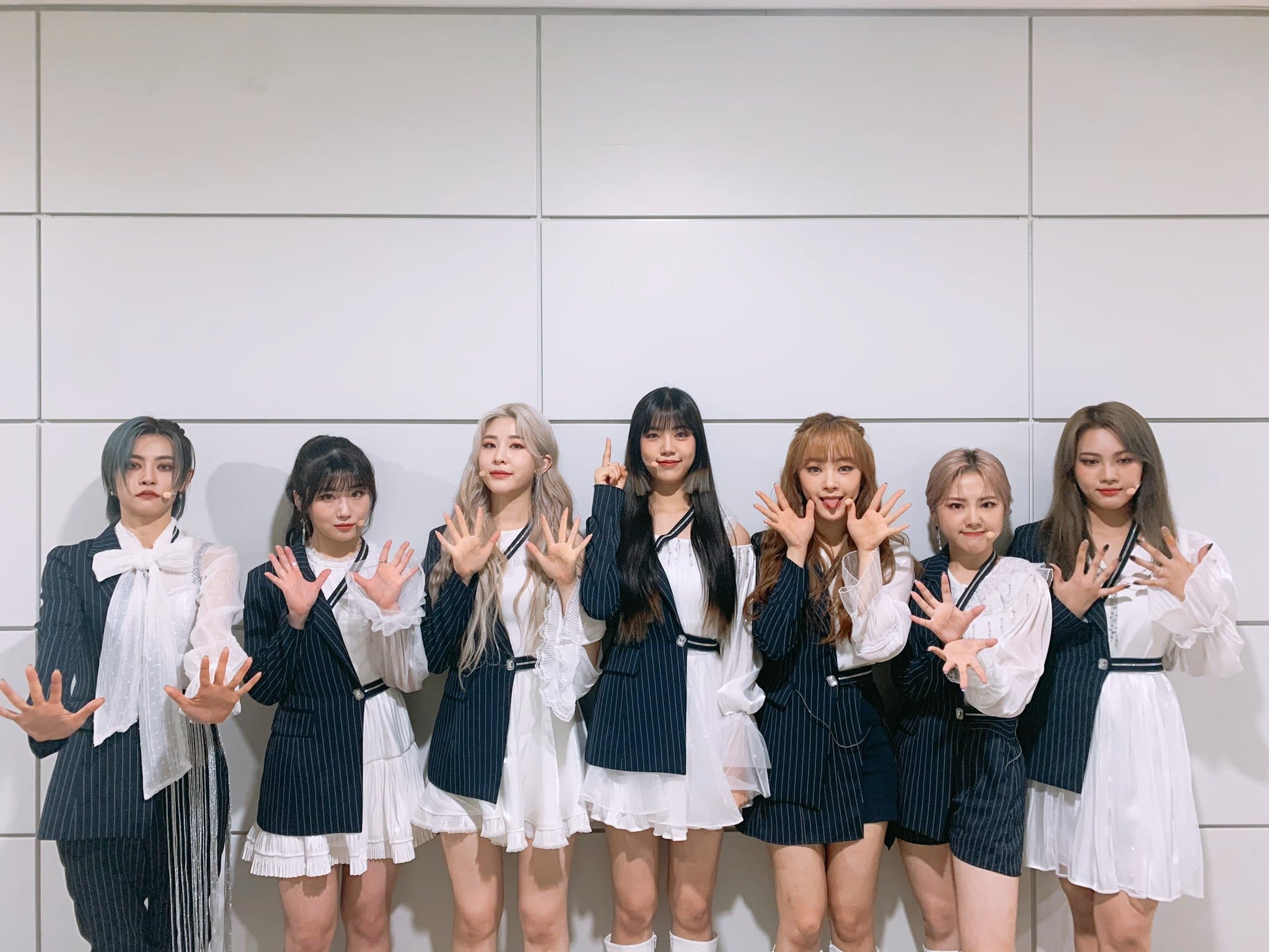 韓國女團公園少女以7人完全體推出迷你五輯。(翻攝公園少女推特)
