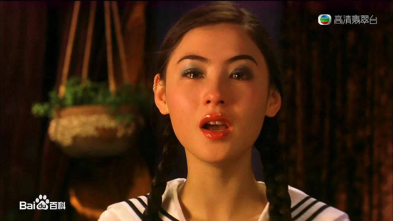 就是拍這場戲,張栢芝狂吞貨真價實的哇沙米壽司,拍完後吐了8次。(翻攝自網路)